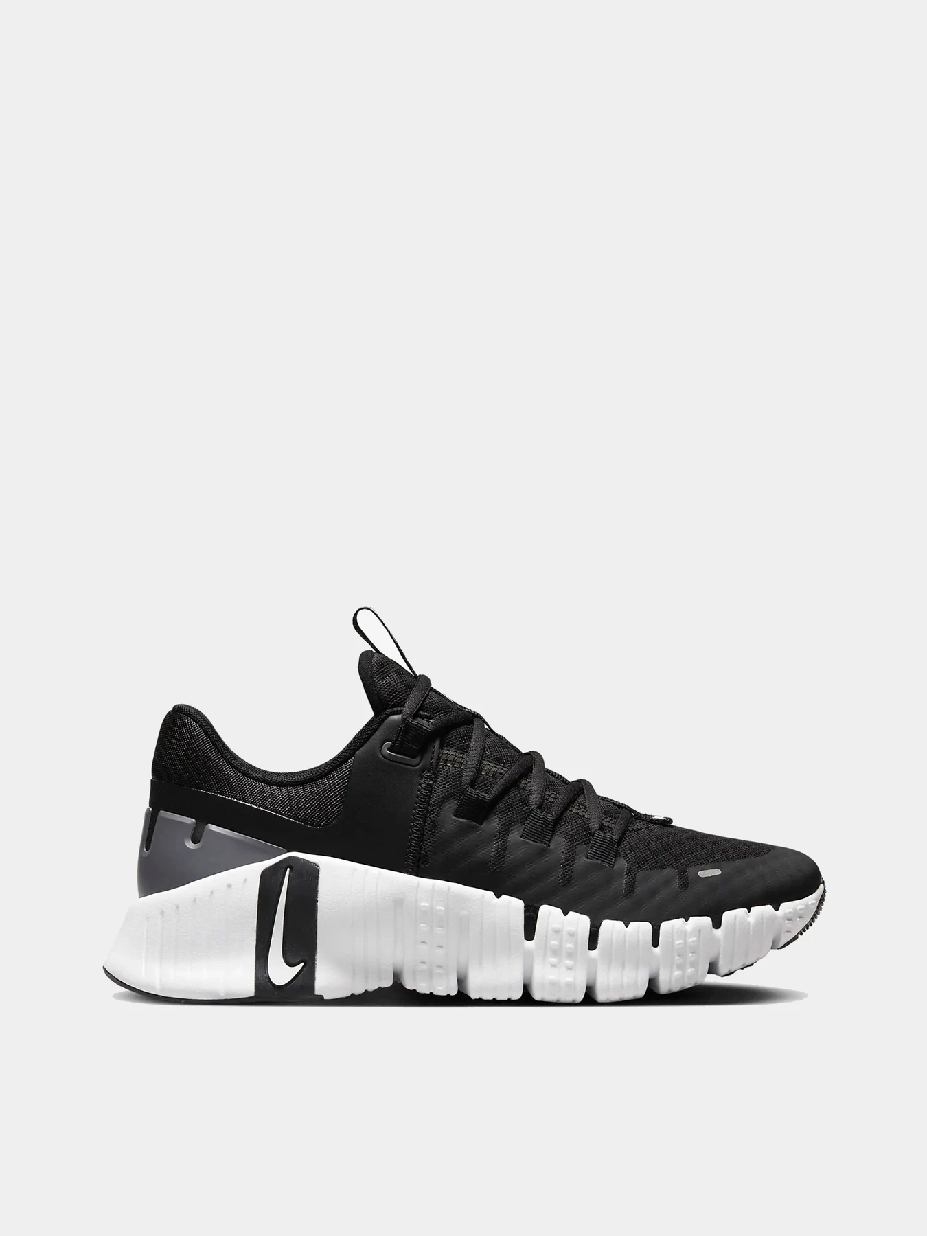 Кроссовки NIKE модель DV3950-001 Кроссовки NIKE модель DV3950-001 Фото