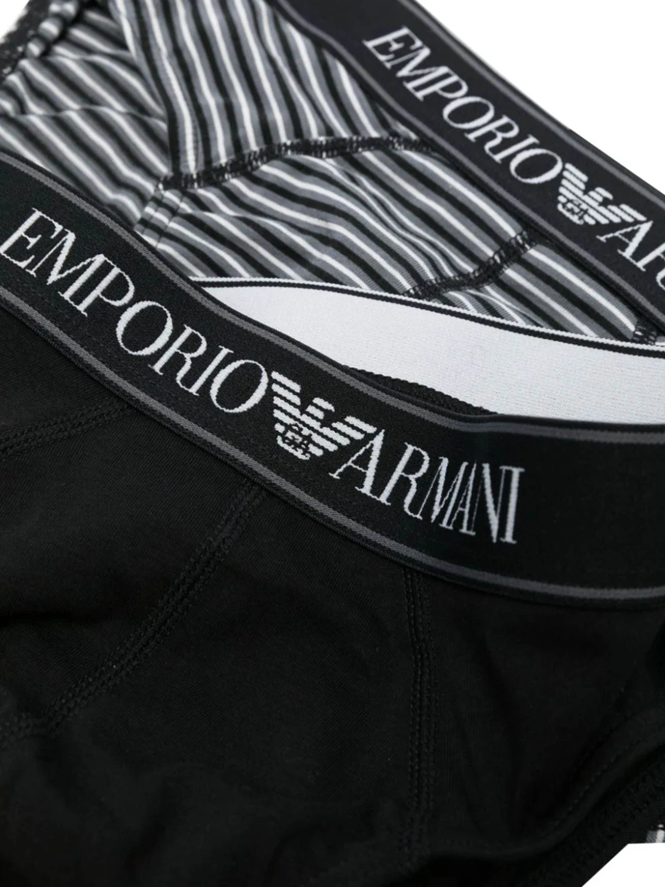 Нижнее белье Emporio Armani модель 111733-3F542-16844 Нижнее белье Emporio Armani модель 111733-3F542-16844 Фото