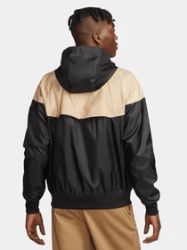 Куртки и дубленки NIKE модель DA0001-015 Фото