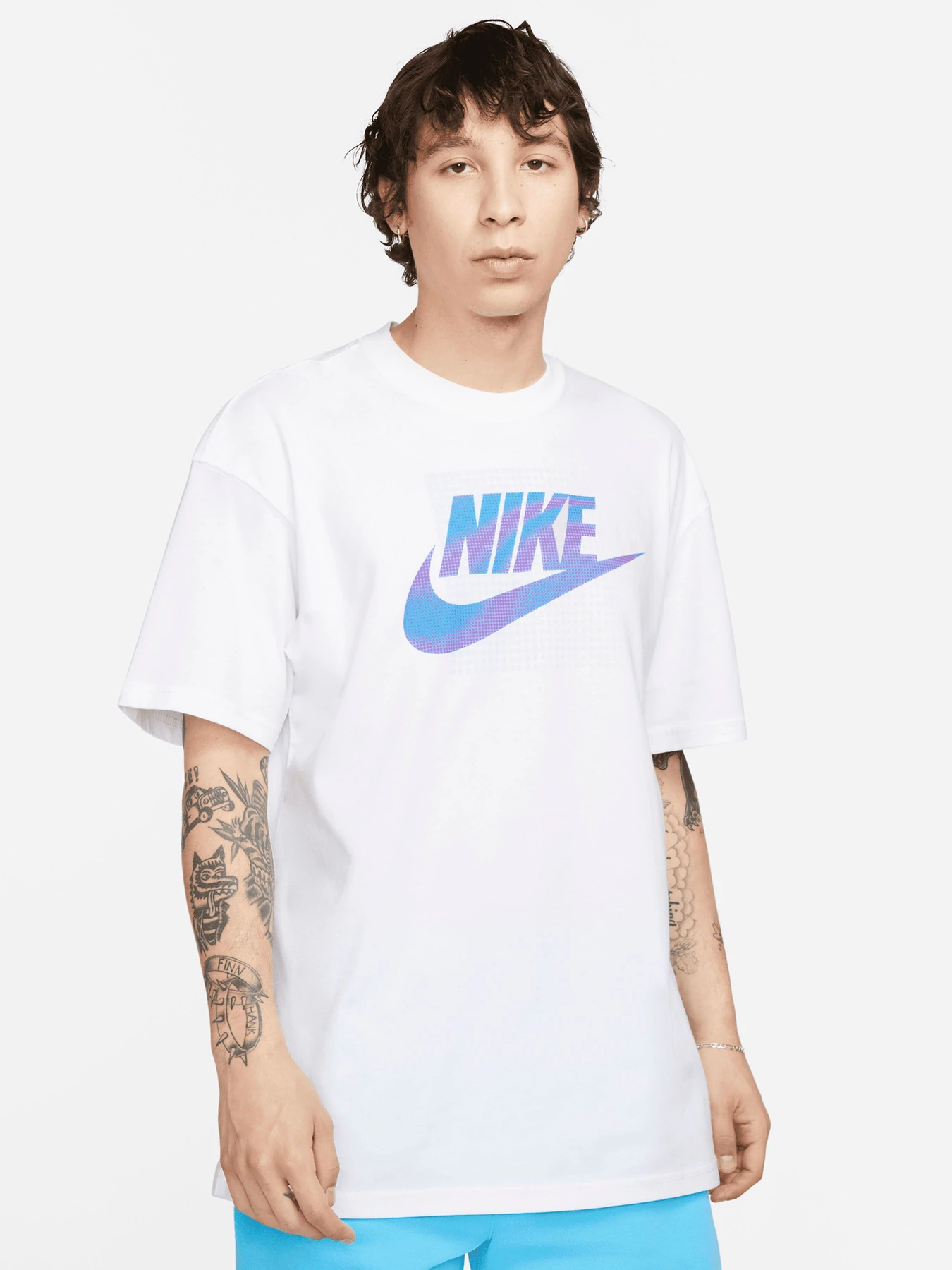 Футболки и поло NIKE модель DZ2997-100 Футболки и поло NIKE модель DZ2997-100 Фото