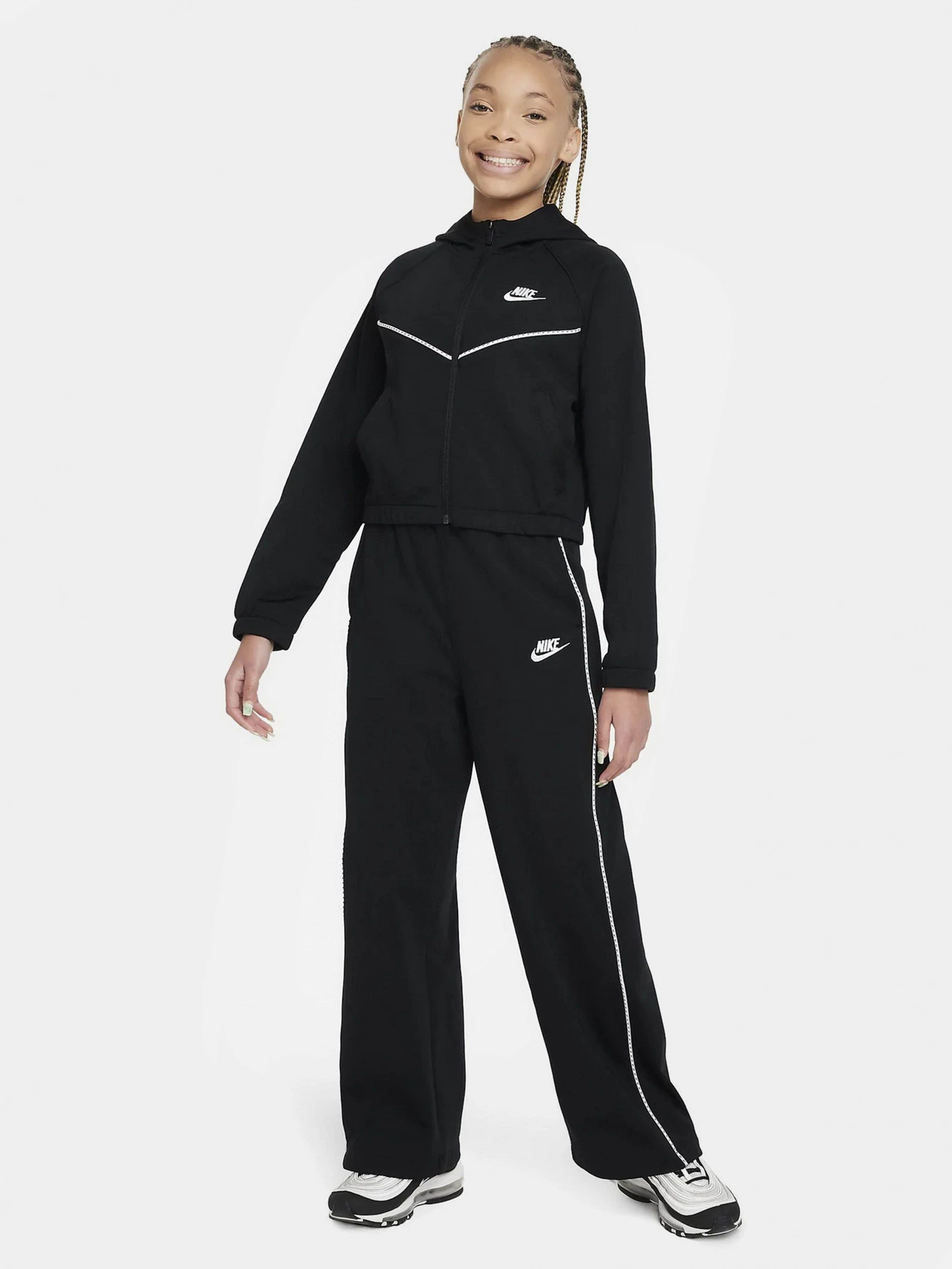 Костюмы NIKE модель FD2948-010 Костюмы NIKE модель FD2948-010 Фото
