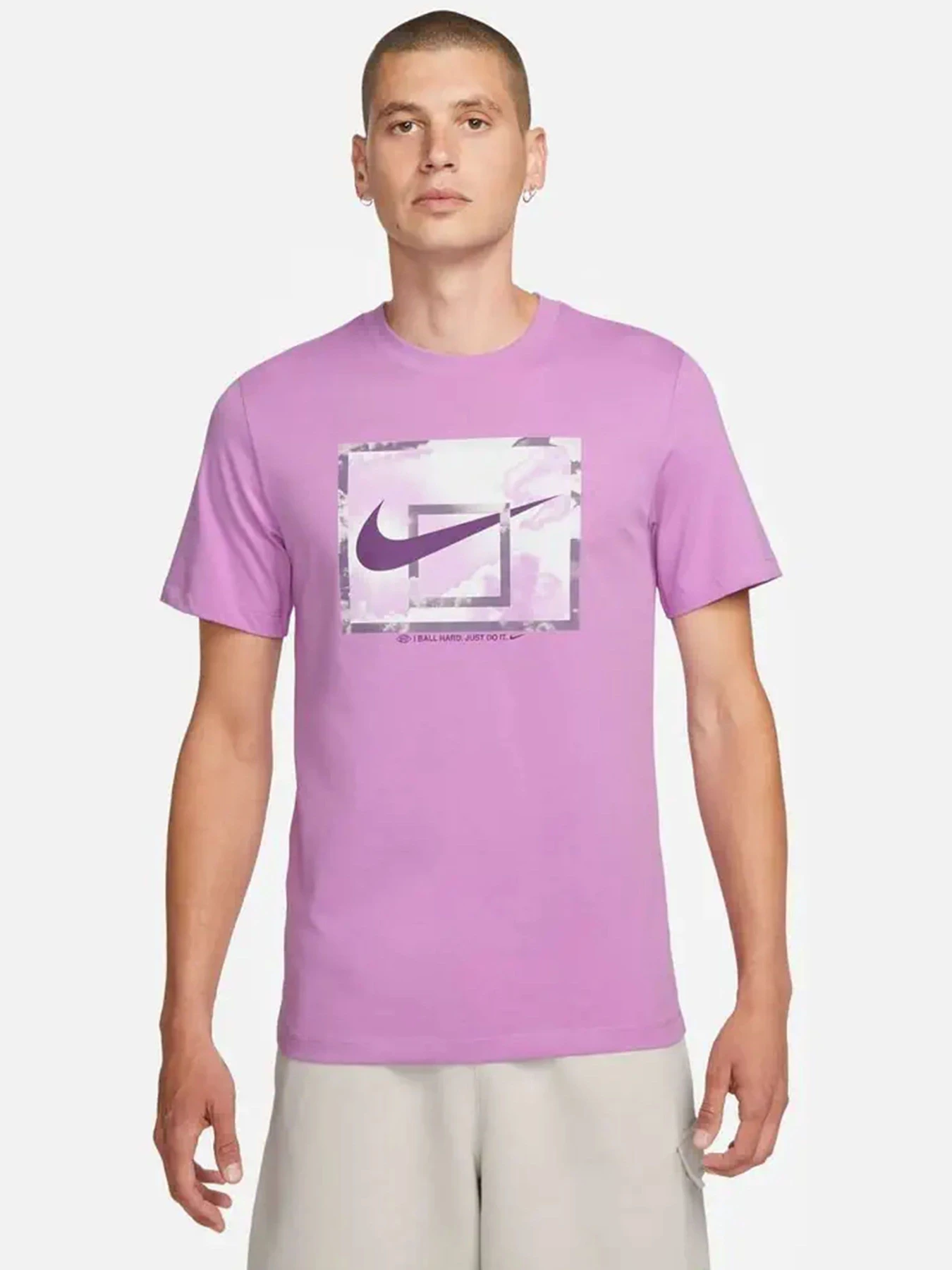 Футболки и поло NIKE модель FJ2338-532 Футболки и поло NIKE модель FJ2338-532 Фото