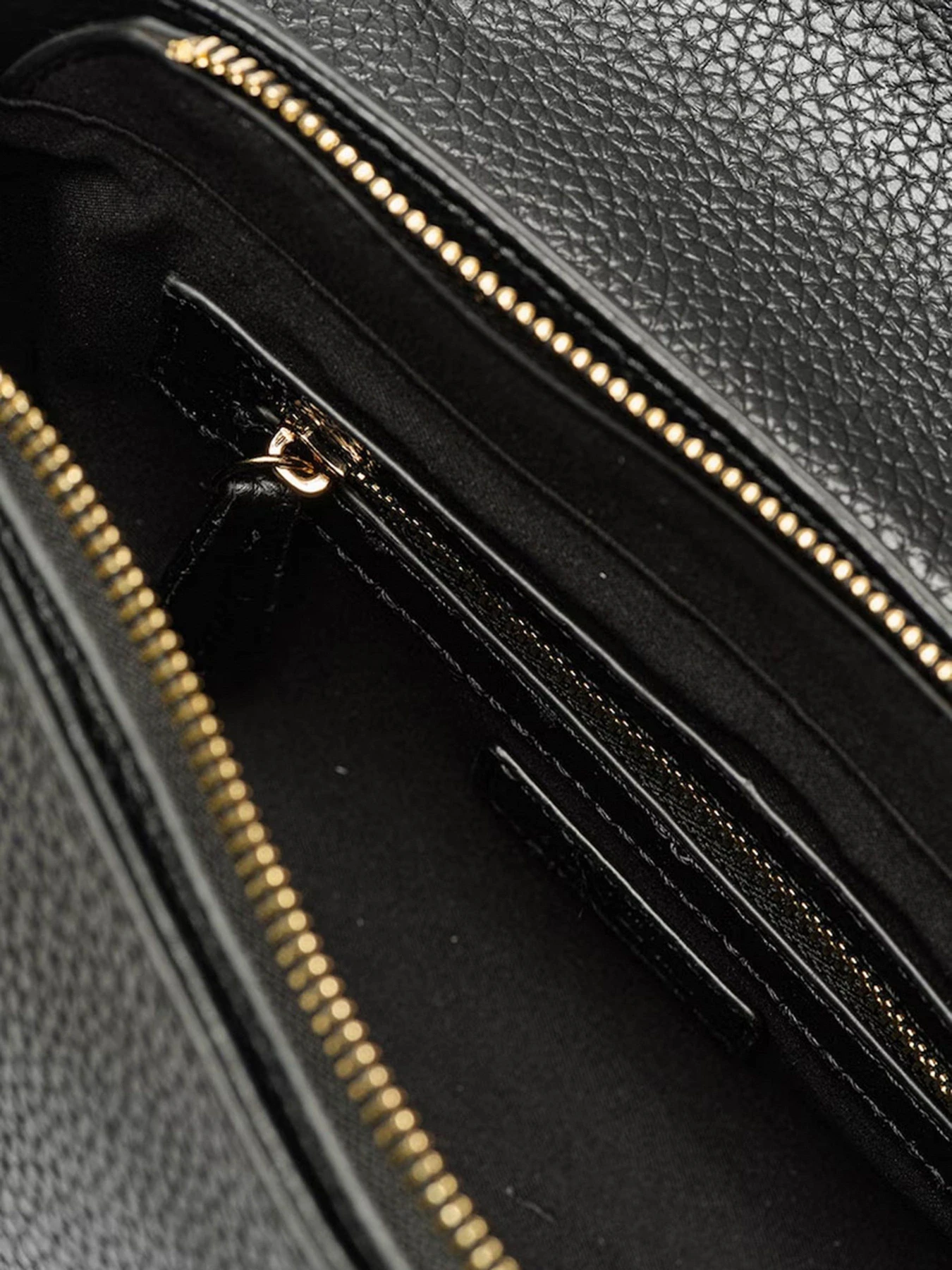 Сумки Valentino Bags модель VBS7BA03 001 Сумки Valentino Bags модель VBS7BA03 001 Фото