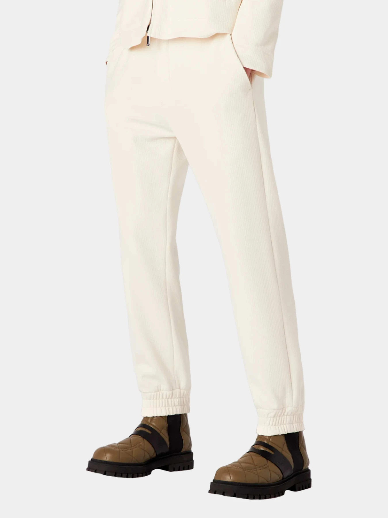 Брюки Emporio Armani модель H41P56-E1061-102 Брюки Emporio Armani модель H41P56-E1061-102 Фото