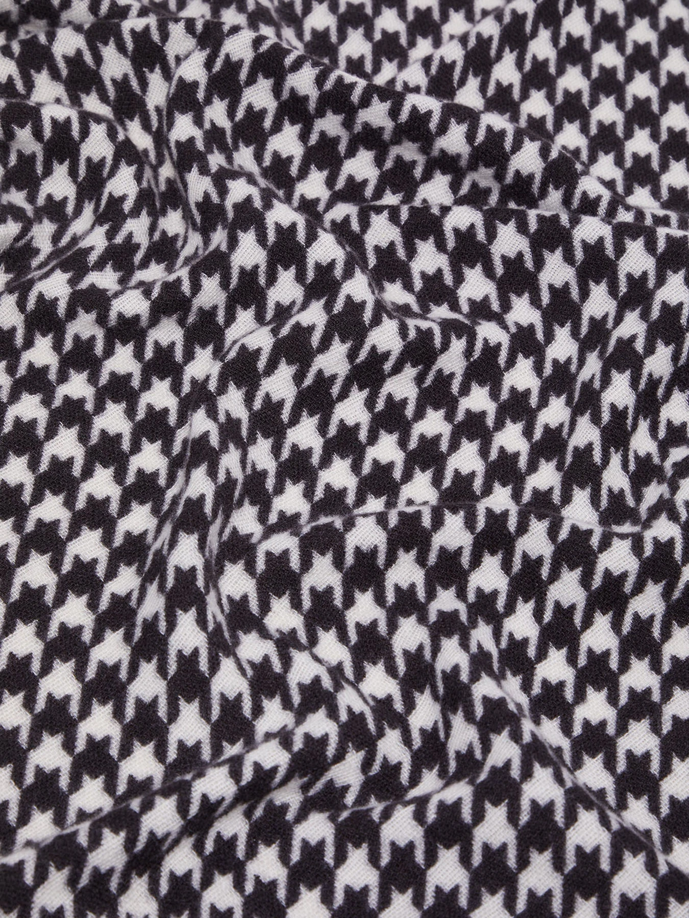 Шарфы и платки Liu Jo модель 2F3143 T0300 09E64 Шарфы и платки Liu Jo модель 2F3143 T0300 09E64 Фото