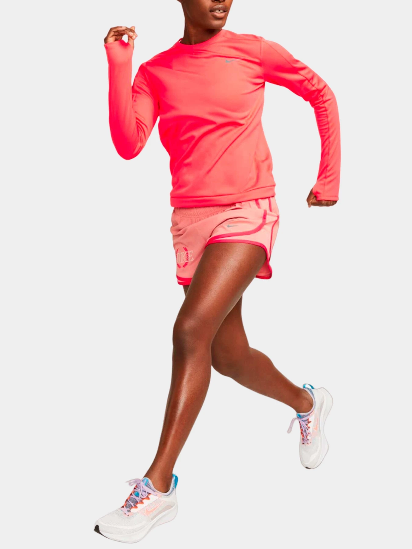 Худи и свитшоты NIKE модель DQ6379-850 Худи и свитшоты NIKE модель DQ6379-850 Фото