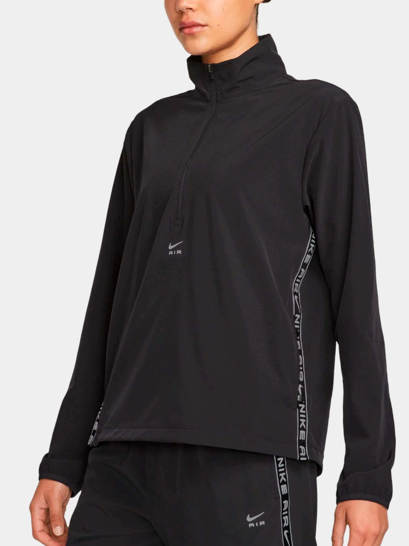 Куртки и дубленки NIKE модель FB7609-010 Куртки и дубленки NIKE модель FB7609-010 Фото