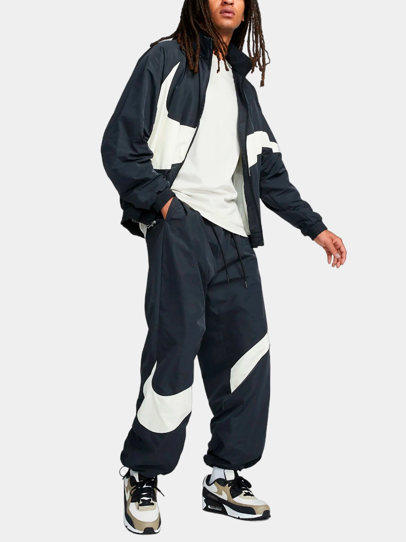 Брюки NIKE модель FB7880-010 Брюки NIKE модель FB7880-010 Фото