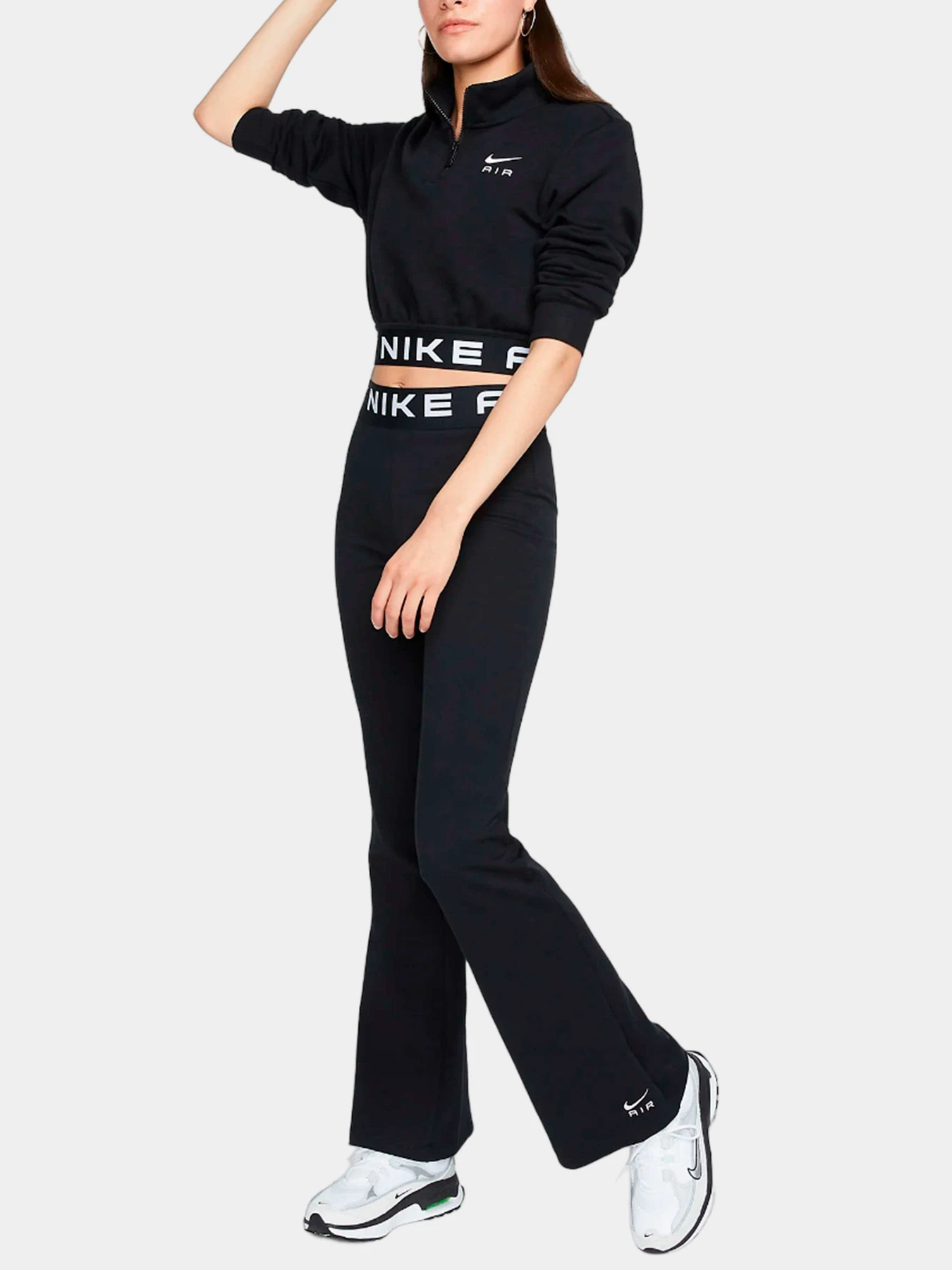 Брюки NIKE модель FB8070-010 Брюки NIKE модель FB8070-010 Фото