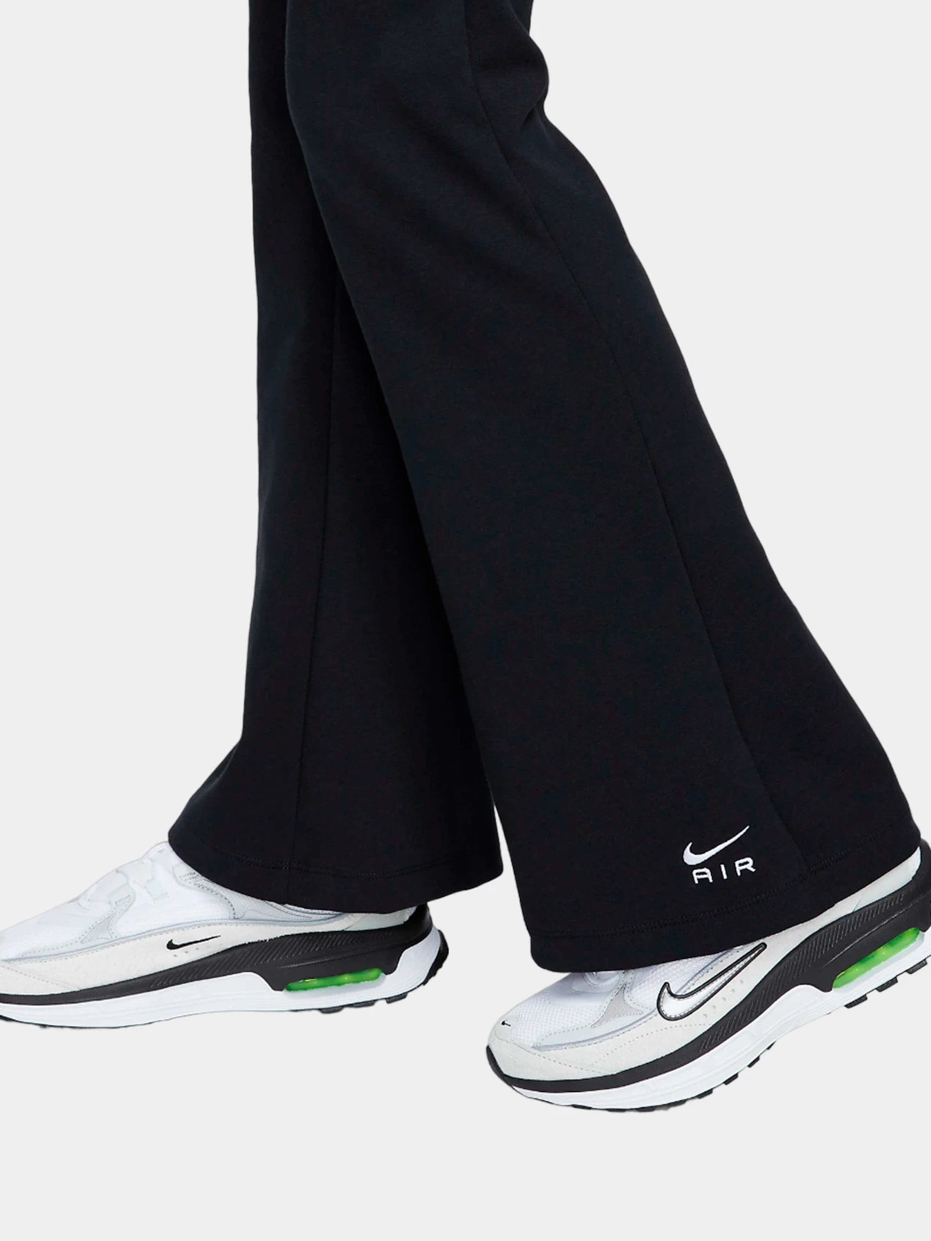 Брюки NIKE модель FB8070-010 Брюки NIKE модель FB8070-010 Фото