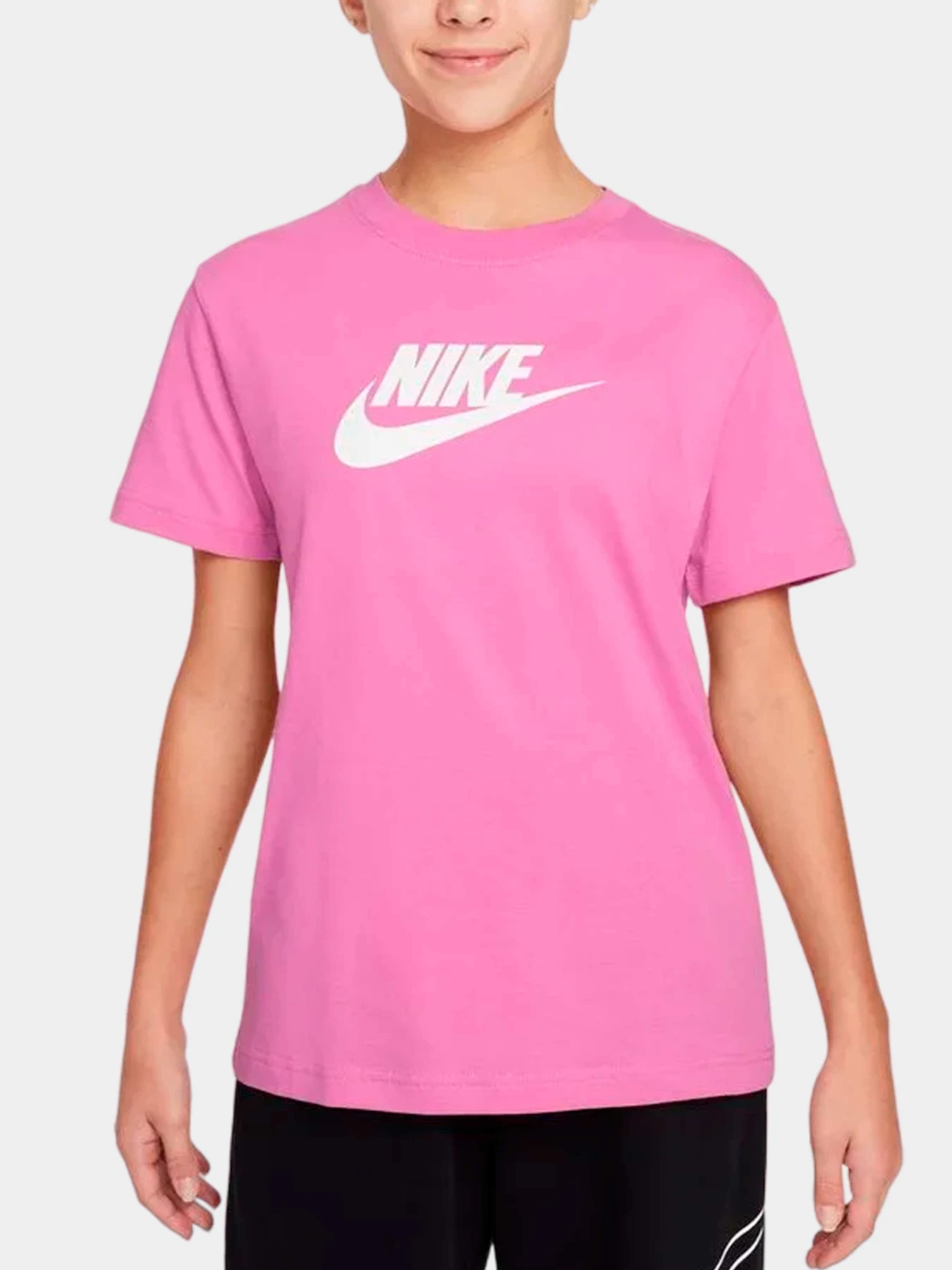 Футболки и поло NIKE модель FD0928-620 Футболки и поло NIKE модель FD0928-620 Фото