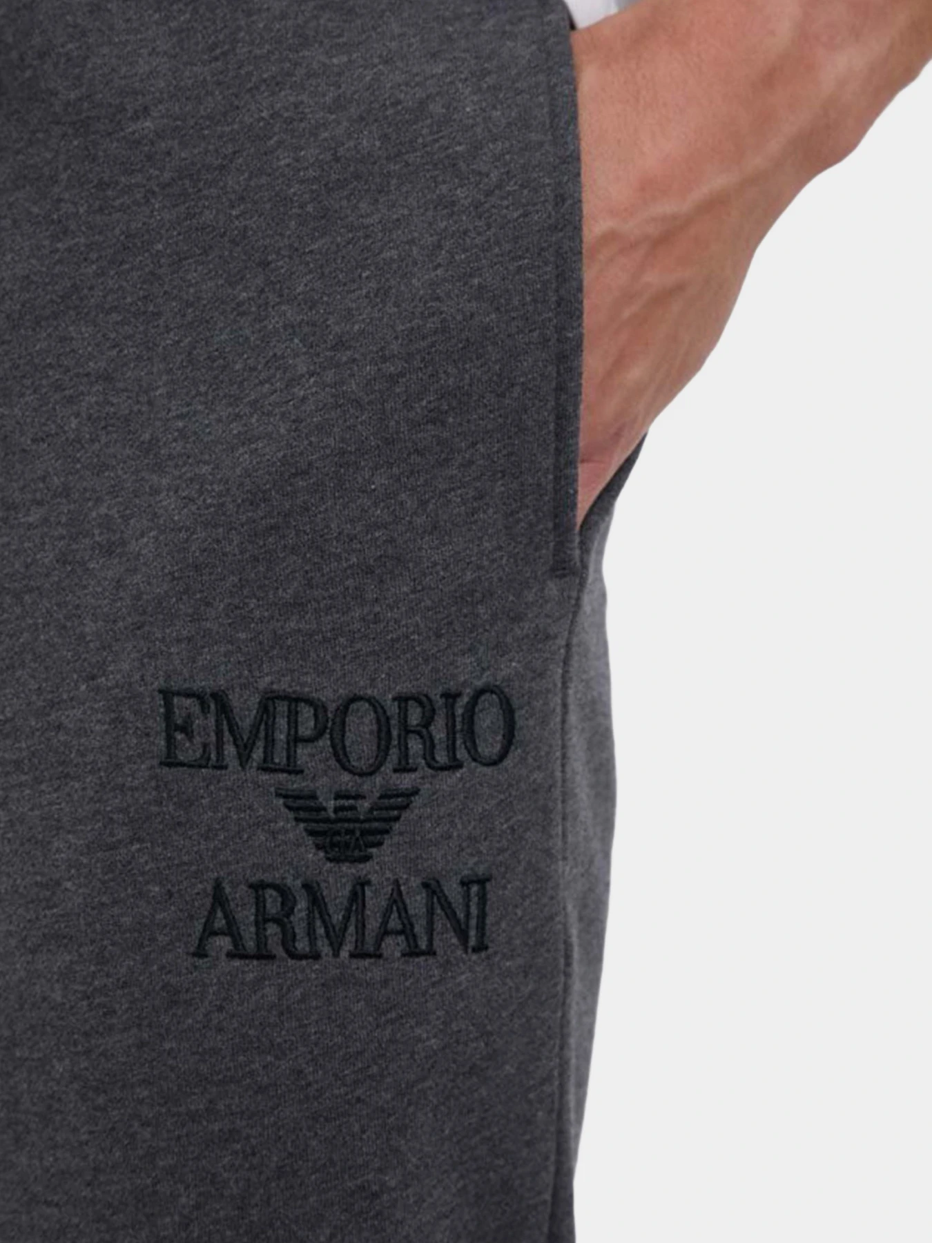Брюки Emporio Armani модель 111873-3F571-57720 Брюки Emporio Armani модель 111873-3F571-57720 Фото