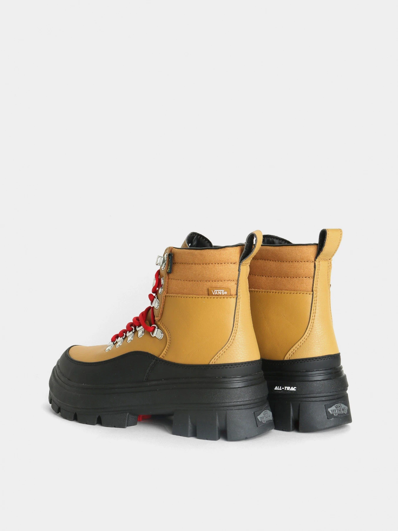 Ботинки и сапоги Vans модель VN000BVSBYA1 Ботинки и сапоги Vans модель VN000BVSBYA1 Фото