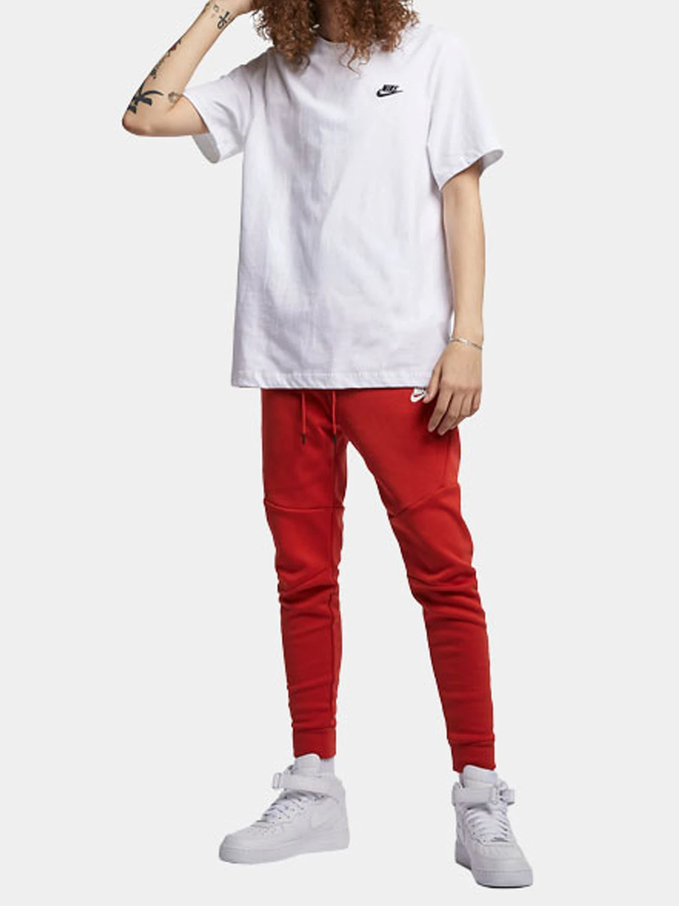 Футболки и поло NIKE модель AR4997-101 Футболки и поло NIKE модель AR4997-101 Фото