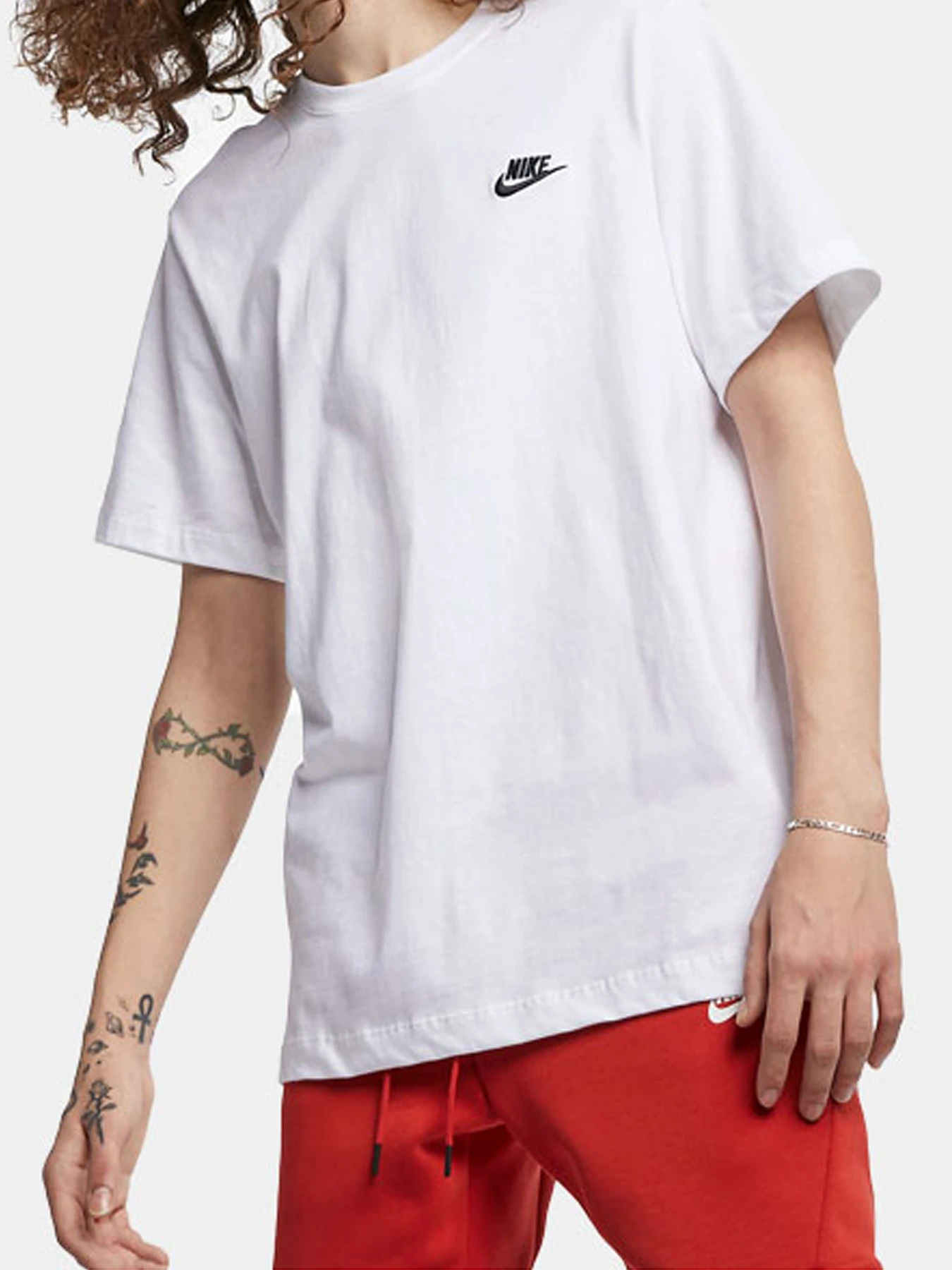 Футболки и поло NIKE модель AR4997-101 Футболки и поло NIKE модель AR4997-101 Фото