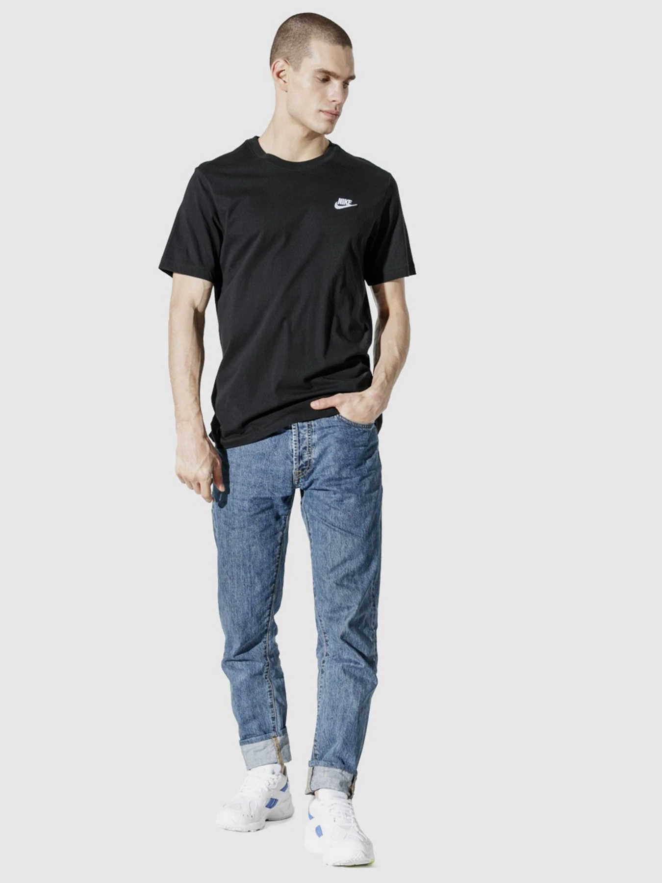 Футболки и поло NIKE модель AR4997-013 Футболки и поло NIKE модель AR4997-013 Фото