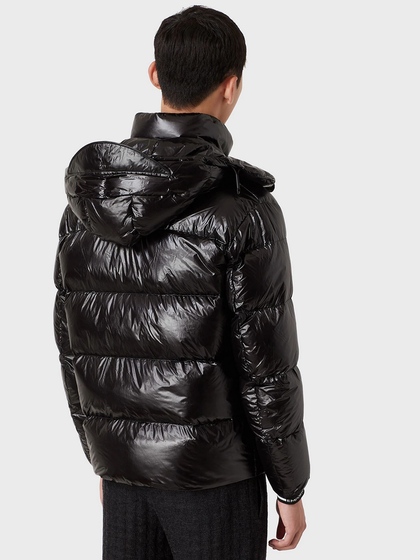 Куртки и дубленки Emporio Armani модель 6K1B88-1NPDZ-0999 Куртки и дубленки Emporio Armani модель 6K1B88-1NPDZ-0999 Фото
