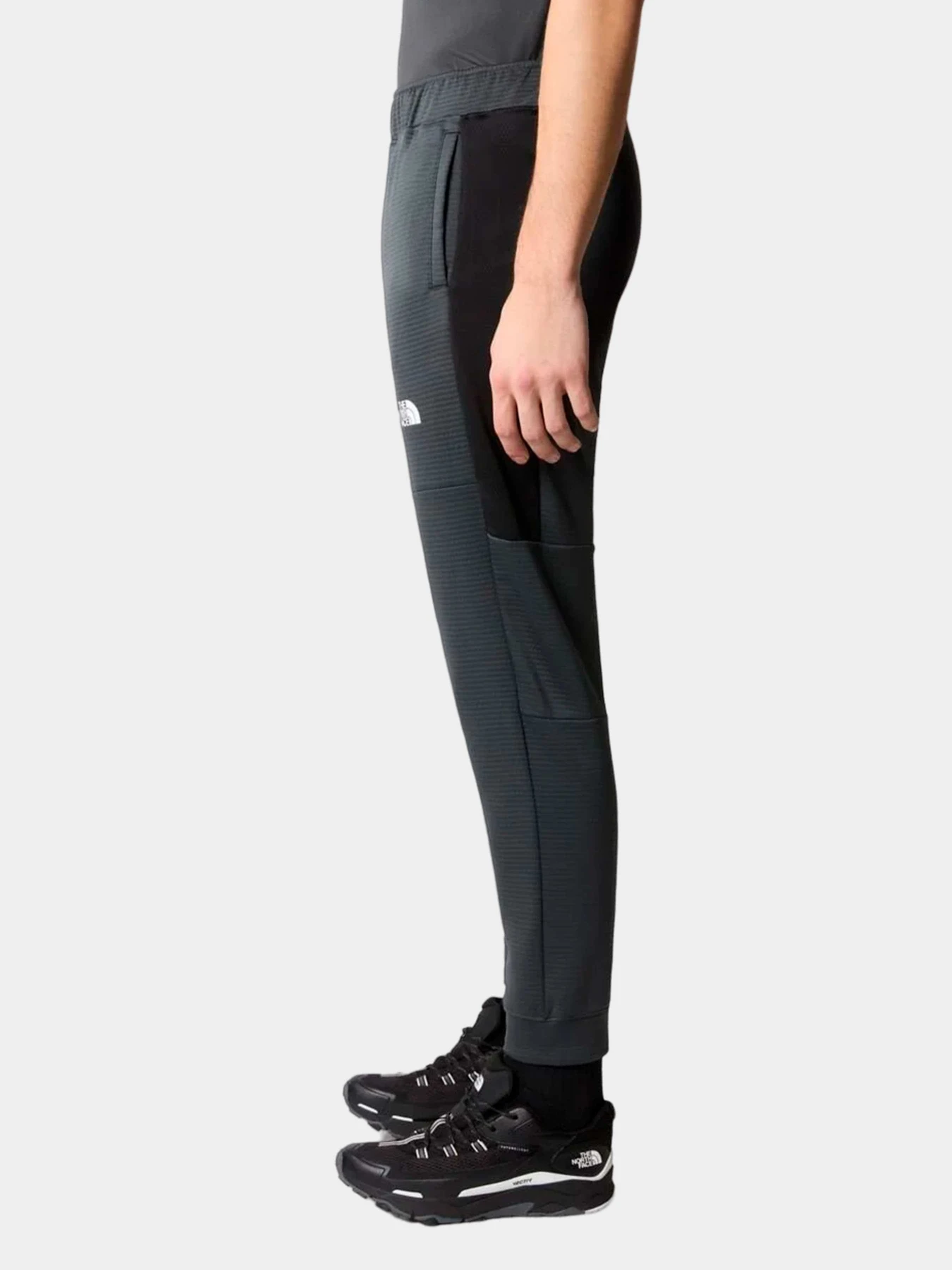 Брюки The North Face модель NF0A823UMN81 Брюки The North Face модель NF0A823UMN81 Фото