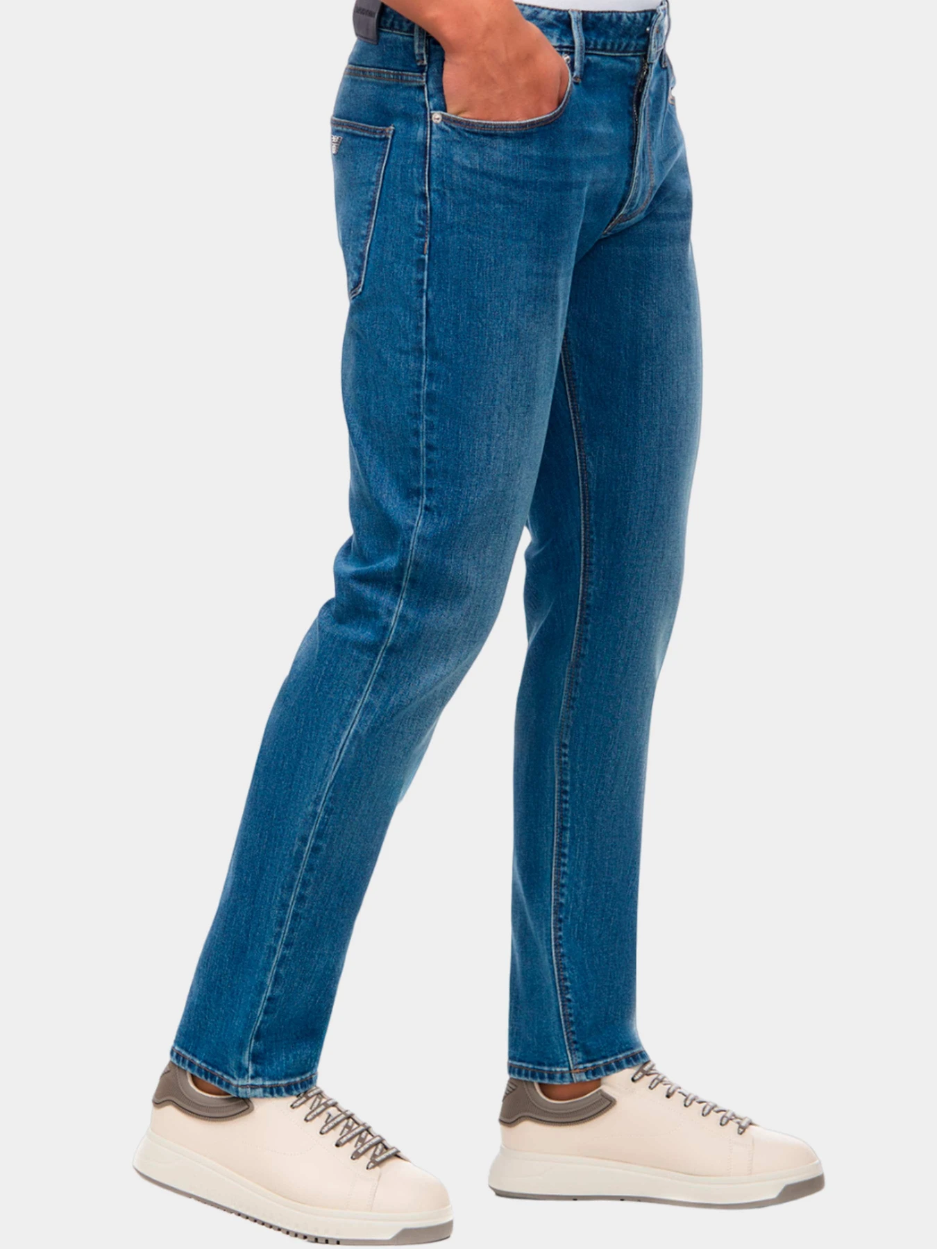 Джинсы Emporio Armani модель 6R1J06-1DRHZ-0942 Джинсы Emporio Armani модель 6R1J06-1DRHZ-0942 Фото