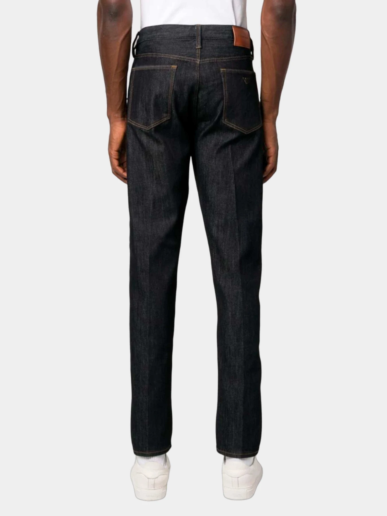Джинсы Emporio Armani модель 6R1J75-1DRIZ-0941 Джинсы Emporio Armani модель 6R1J75-1DRIZ-0941 Фото