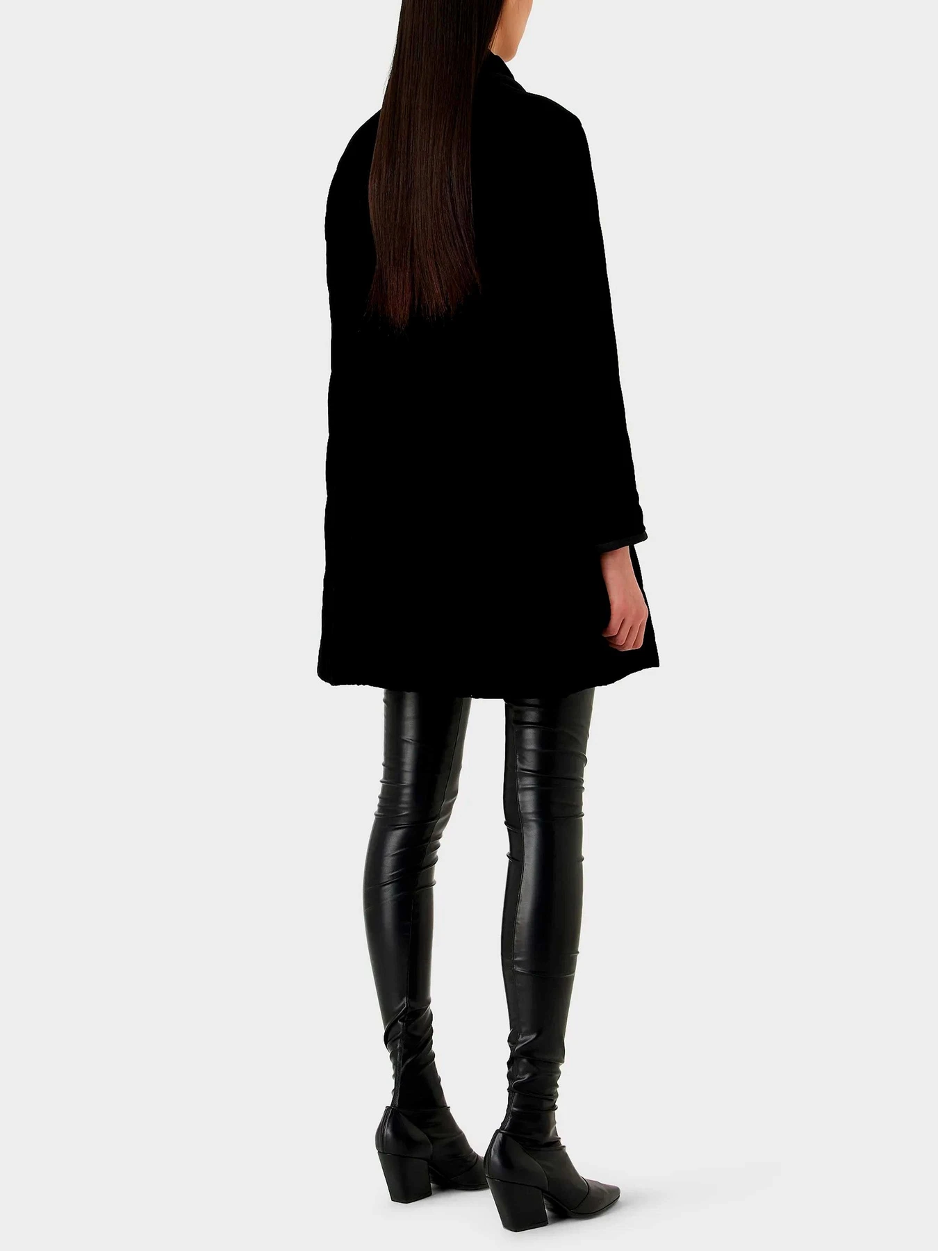 Пальто и плащи Emporio Armani модель H4NL1A-2NXYZ-0999 Пальто и плащи Emporio Armani модель H4NL1A-2NXYZ-0999 Фото