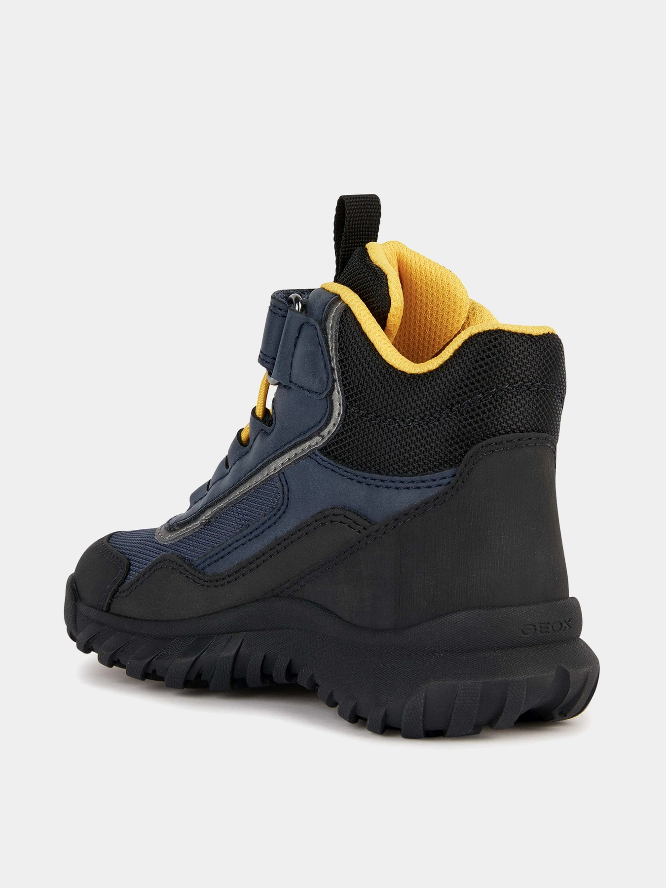 Кроссовки Geox модель J36L0A-0MEFU-C0657 Кроссовки Geox модель J36L0A-0MEFU-C0657 Фото
