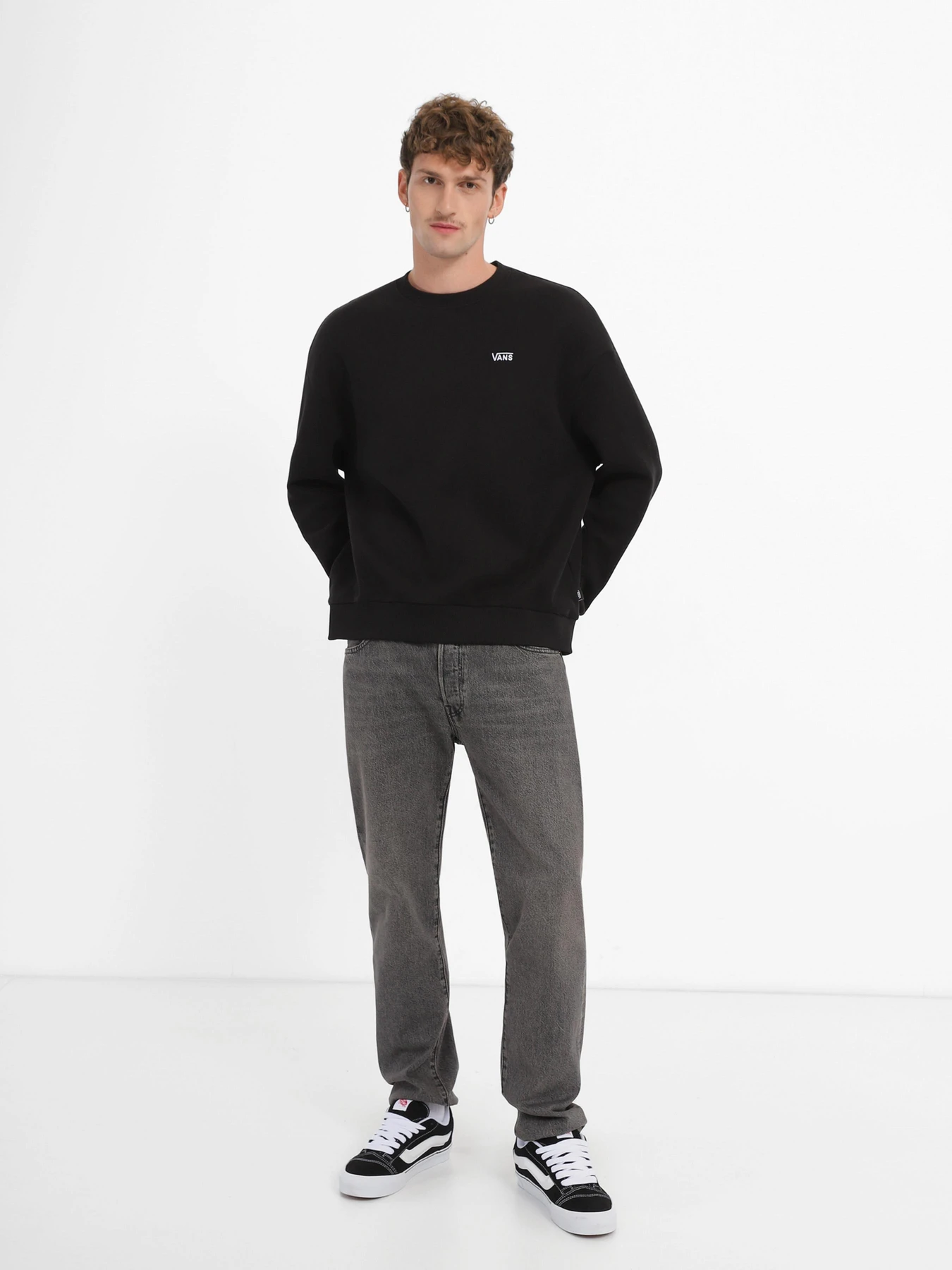 Худи и свитшоты Vans модель VN000A6CBLK1 Худи и свитшоты Vans модель VN000A6CBLK1 Фото