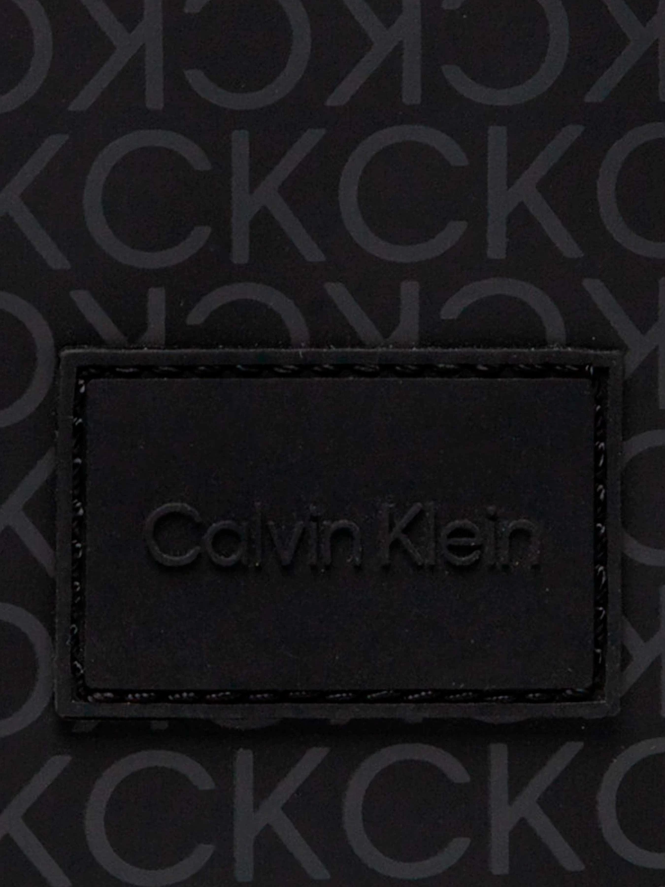 Сумки Calvin Klein модель K50K509737-01K Сумки Calvin Klein модель K50K509737-01K Фото