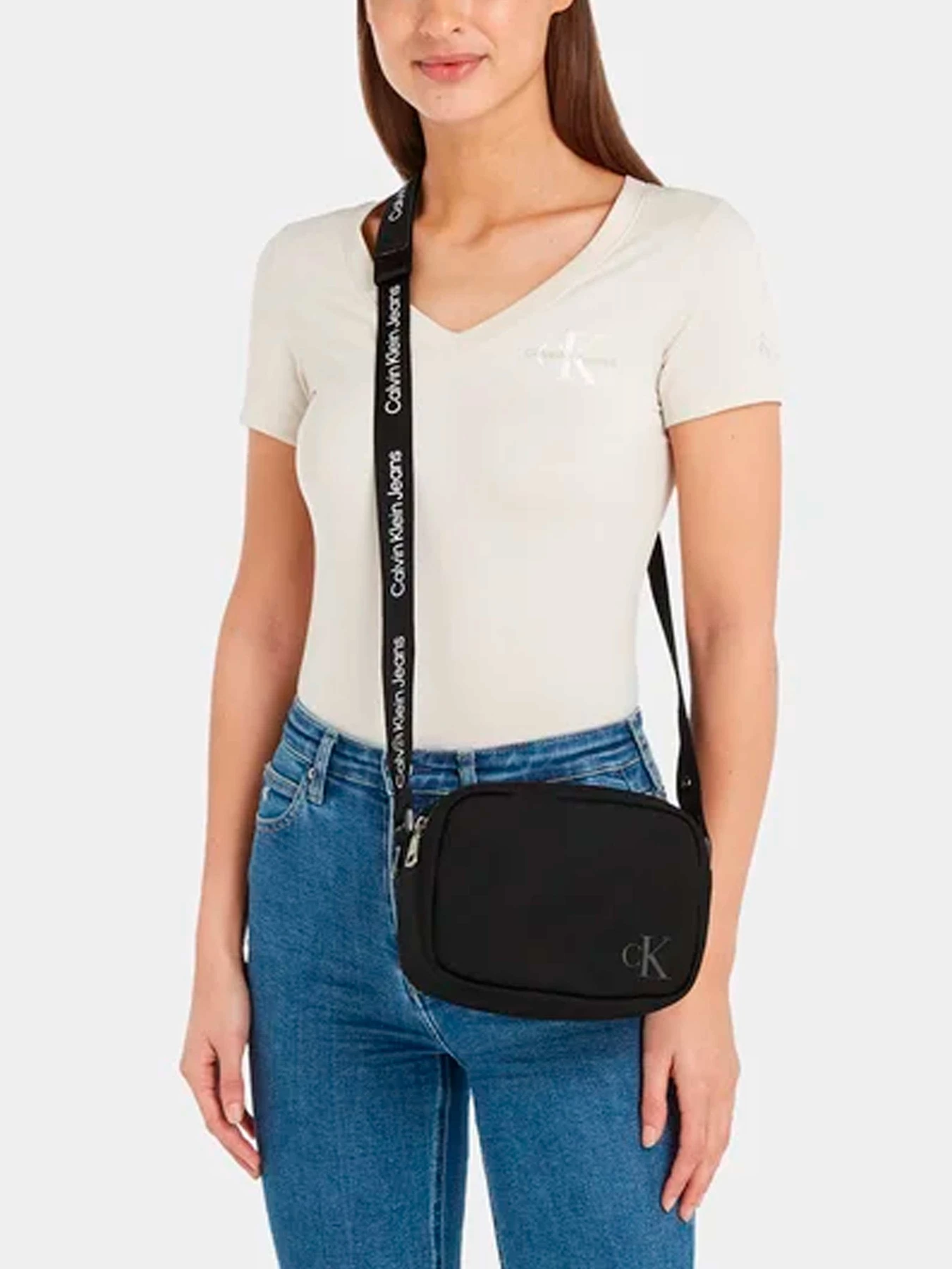 Сумки Calvin Klein модель K60K611199-BDS Сумки Calvin Klein модель K60K611199-BDS Фото