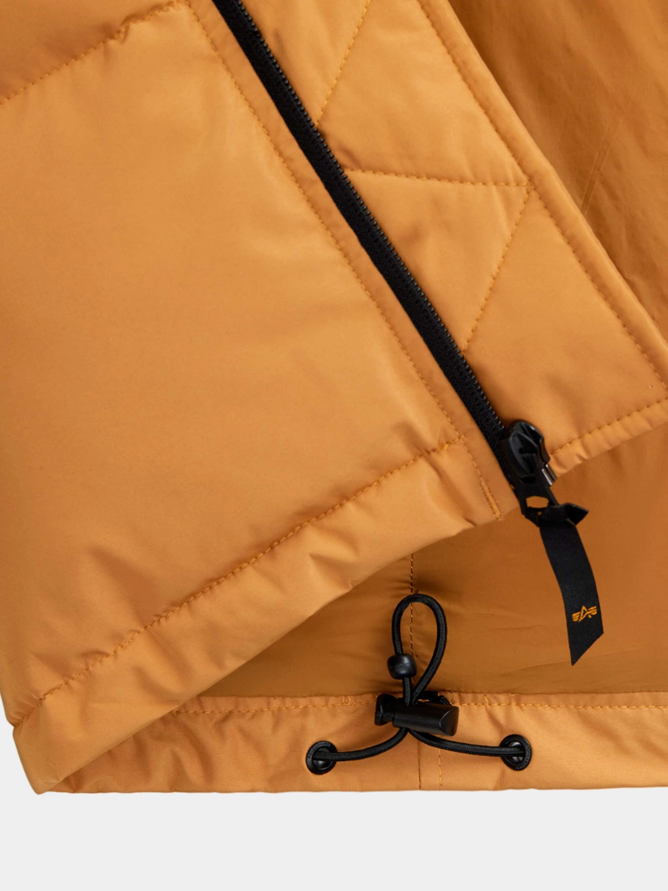 Куртки и дубленки Alpha Industries модель MJH52500C1_219 Куртки и дубленки Alpha Industries модель MJH52500C1_219 Фото