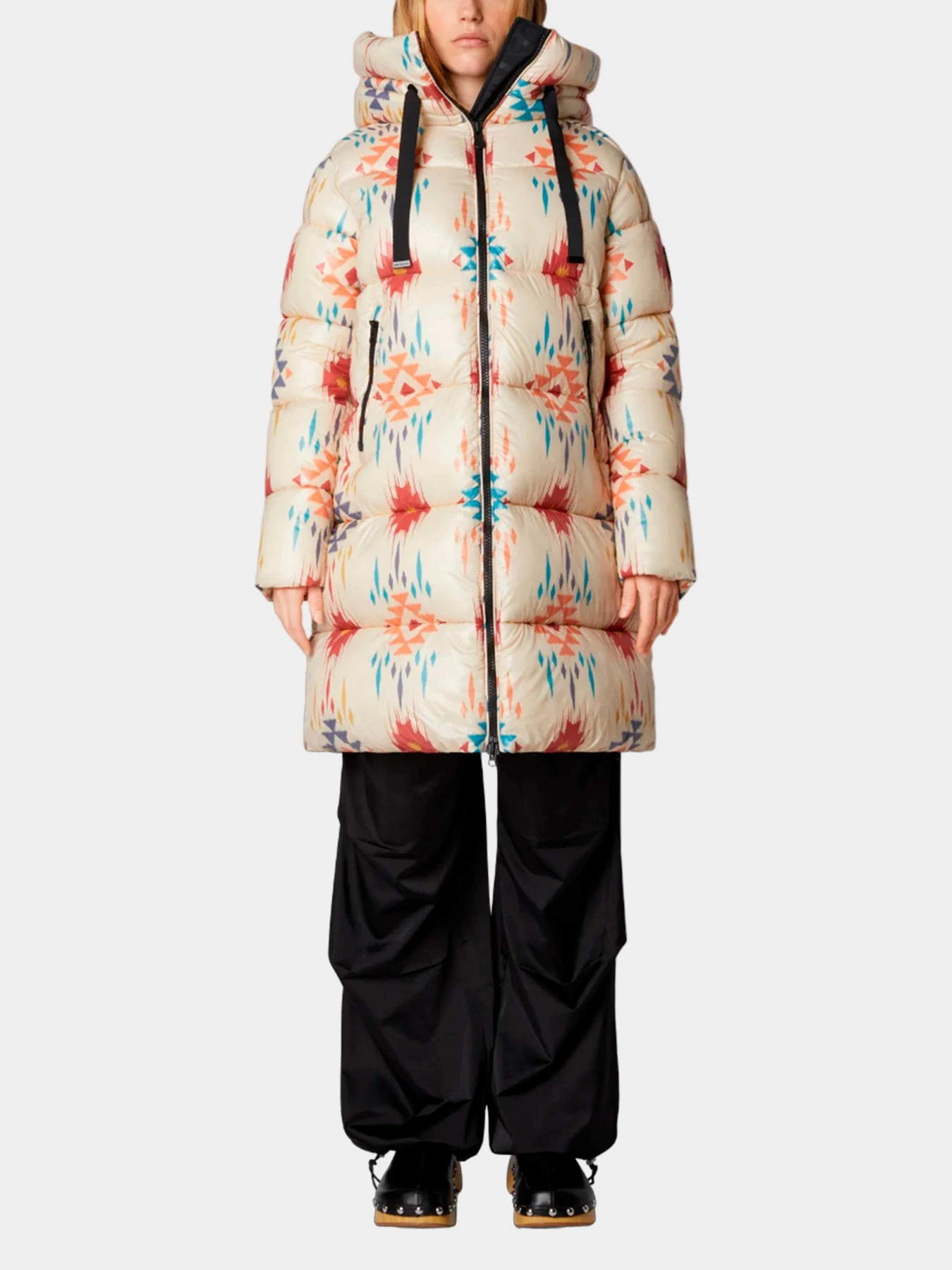 Куртки и дубленки Save the duck модель D45510W-PUCK17-20923-TRIBAL MULTICOLOR Куртки и дубленки Save the duck модель D45510W-PUCK17-20923-TRIBAL MULTICOLOR Фото