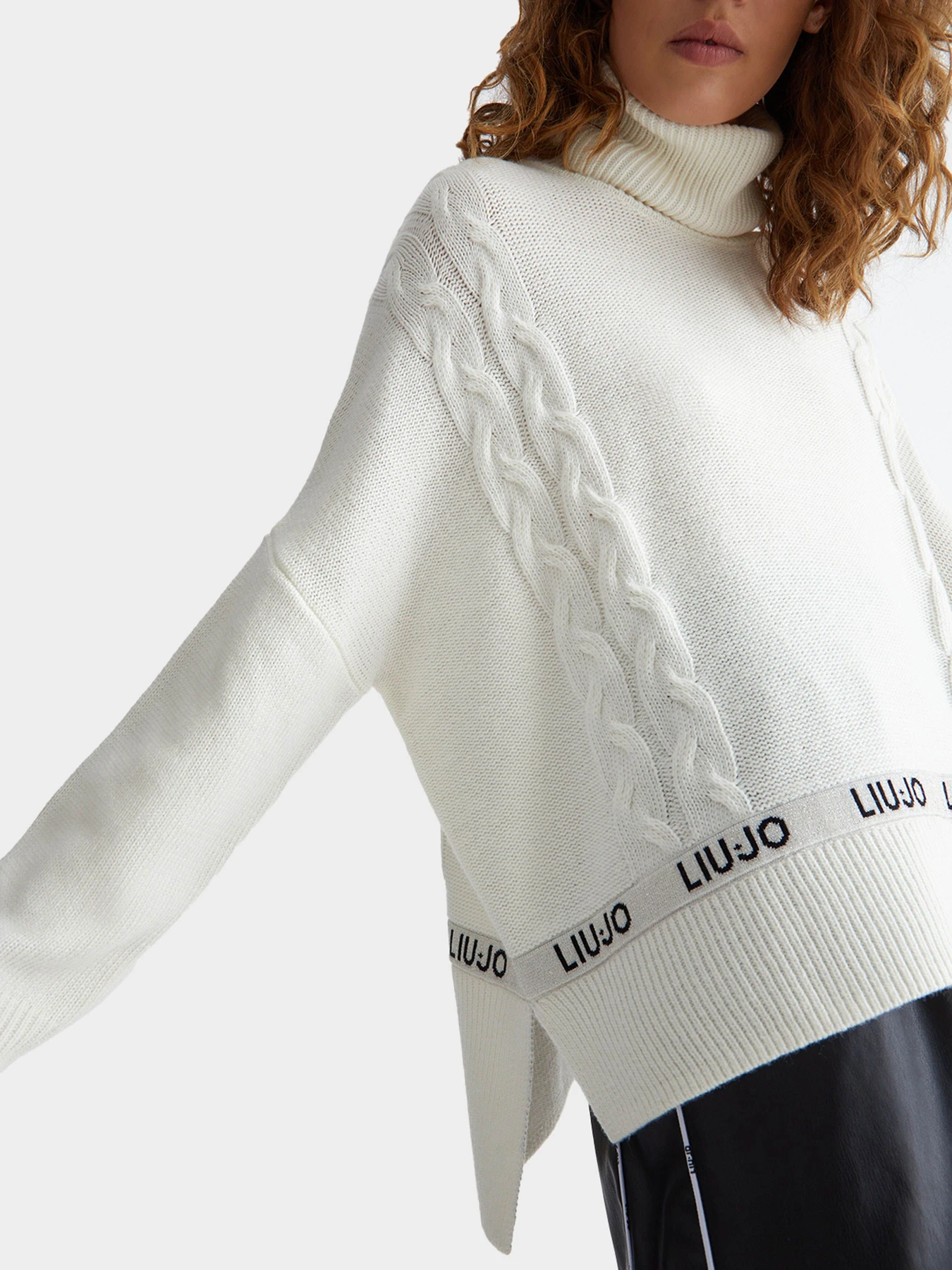 Худи и свитшоты Liu Jo модель TF3051 MA55L 10604 Худи и свитшоты Liu Jo модель TF3051 MA55L 10604 Фото