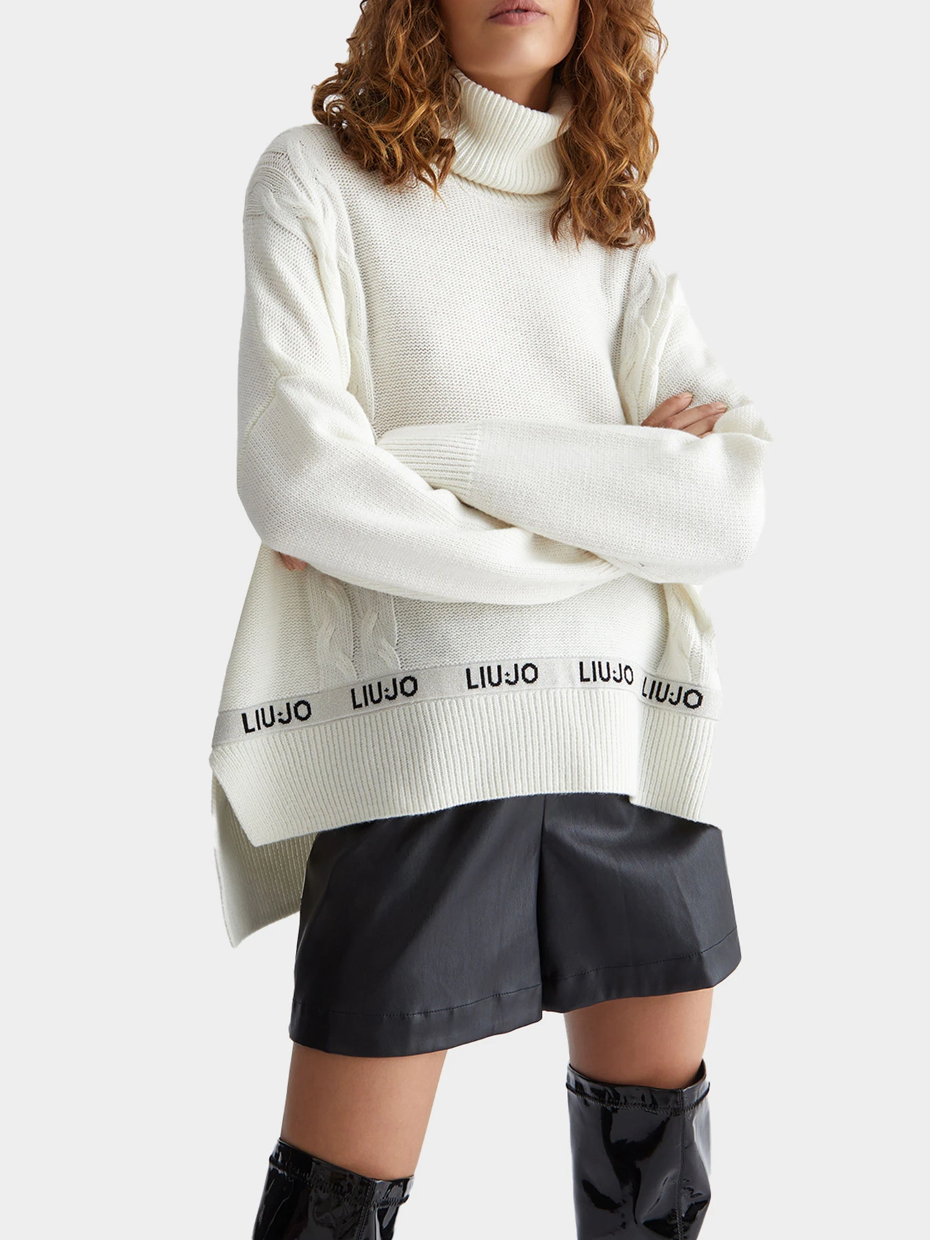 Худи и свитшоты Liu Jo модель TF3051 MA55L 10604 Худи и свитшоты Liu Jo модель TF3051 MA55L 10604 Фото