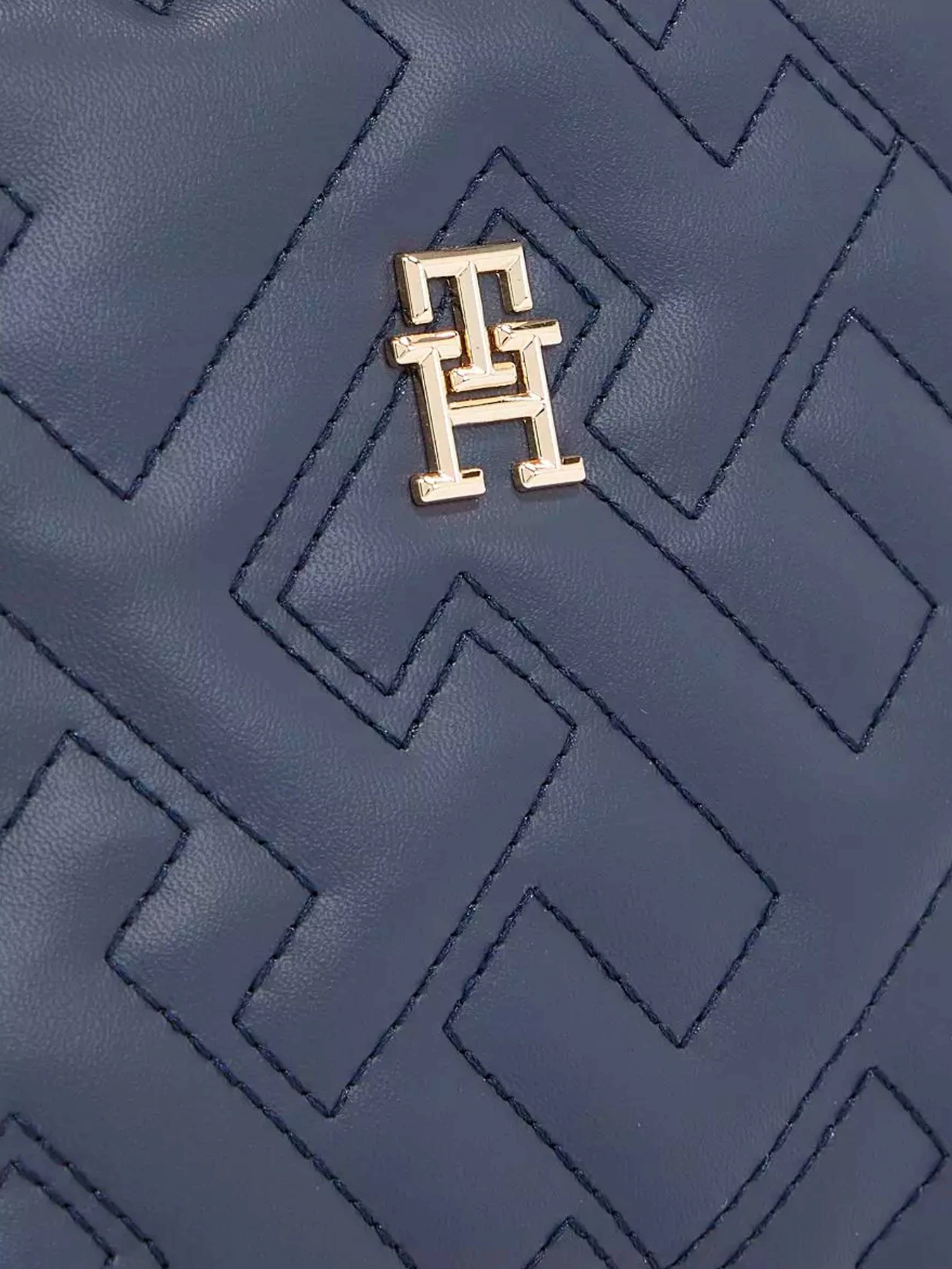 Сумки Tommy Hilfiger модель AW0AW15580-DW6 Сумки Tommy Hilfiger модель AW0AW15580-DW6 Фото