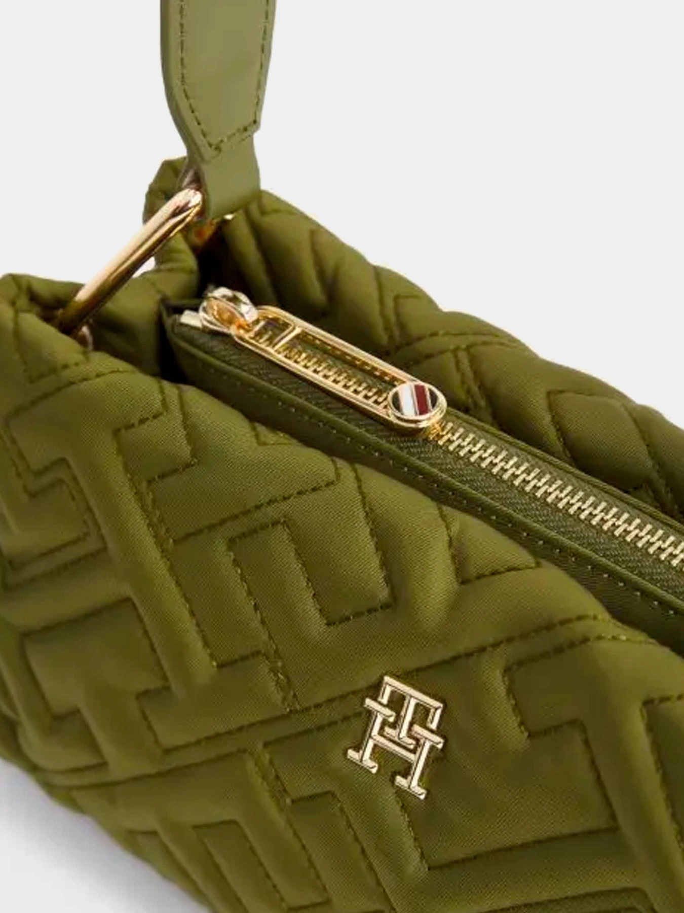 Сумки Tommy Hilfiger модель AW0AW15248-MS2 Сумки Tommy Hilfiger модель AW0AW15248-MS2 Фото