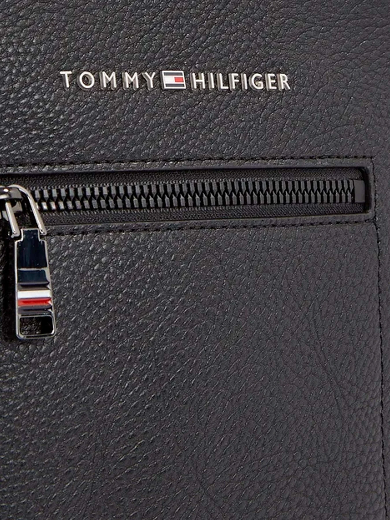 Сумки Tommy Hilfiger модель AM0AM11581-BDS Фото