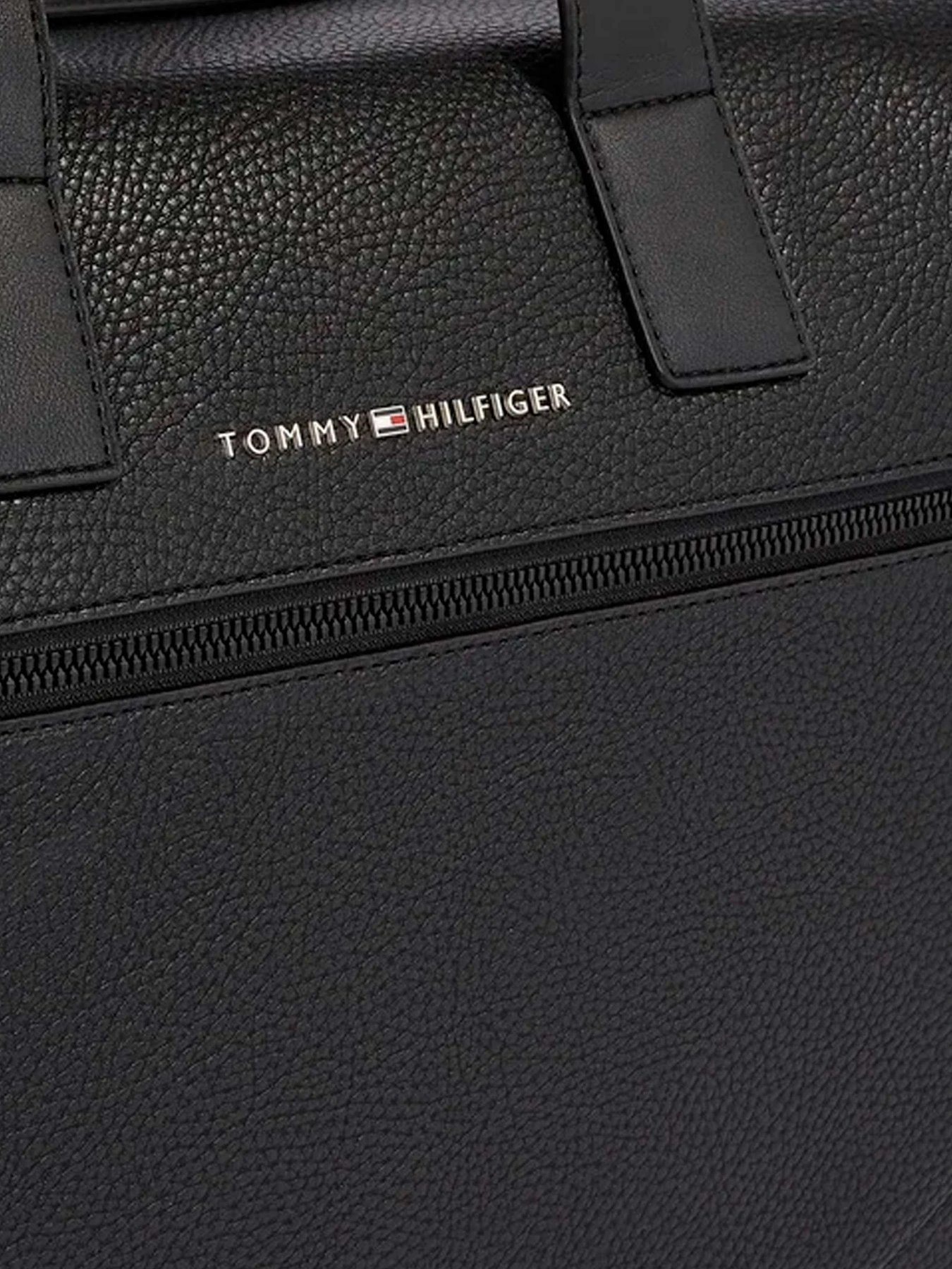 Сумки Tommy Hilfiger модель AM0AM11582-BDS Сумки Tommy Hilfiger модель AM0AM11582-BDS Фото