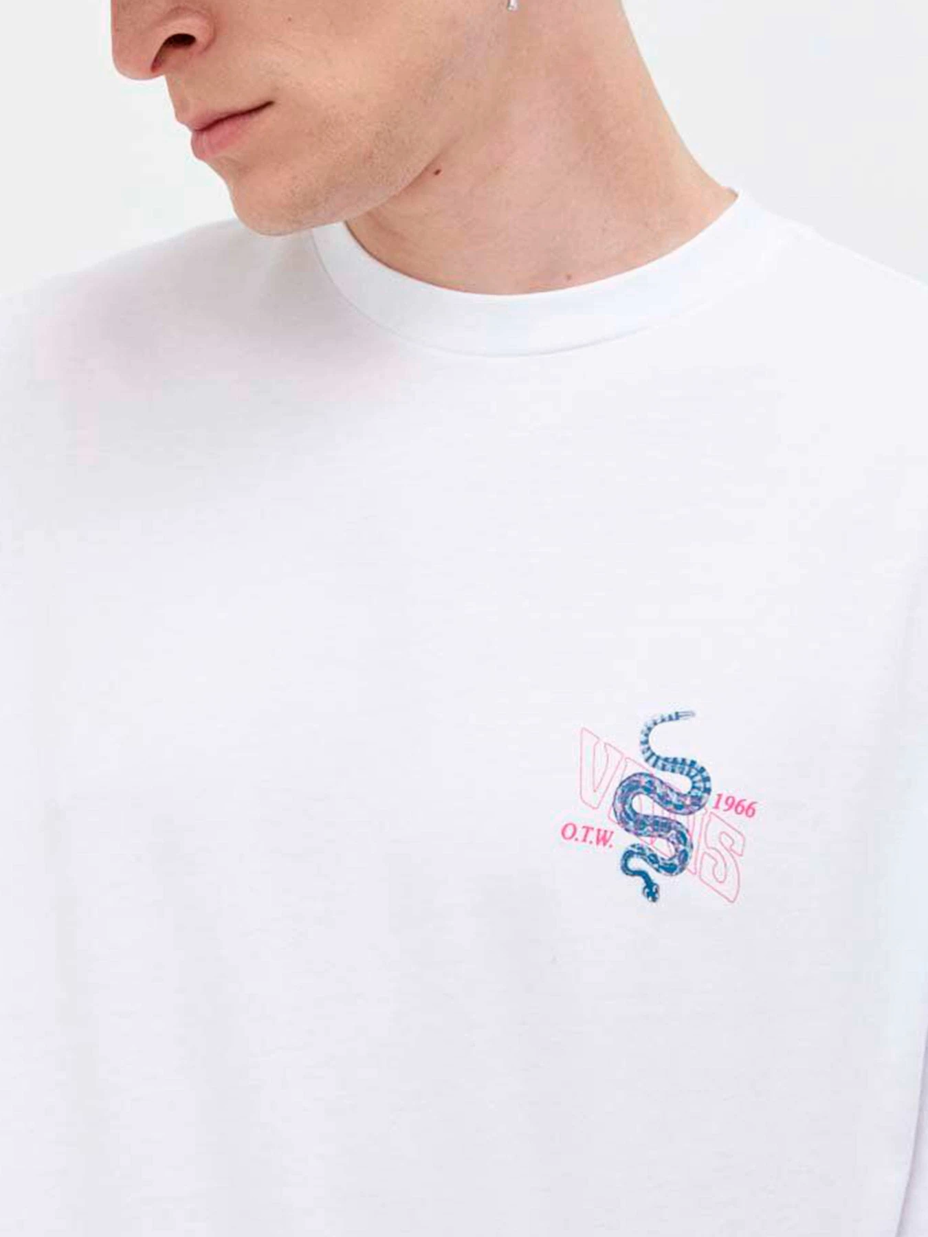 Худи и свитшоты Vans модель VN0008TAWHT1 Фото