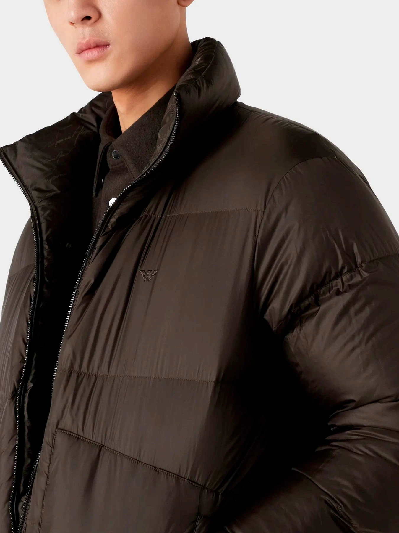 Куртки и дубленки Emporio Armani модель 6R1B65-1NVSZ-F556 Куртки и дубленки Emporio Armani модель 6R1B65-1NVSZ-F556 Фото