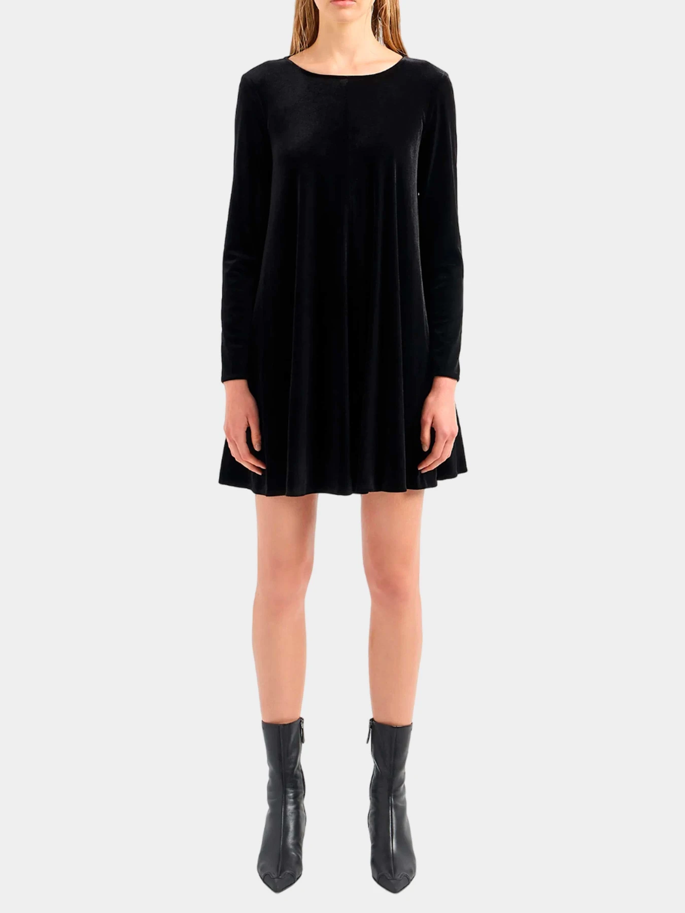 Платья Emporio Armani модель 6R2A6B-2JVZZ-0999 Платья Emporio Armani модель 6R2A6B-2JVZZ-0999 Фото