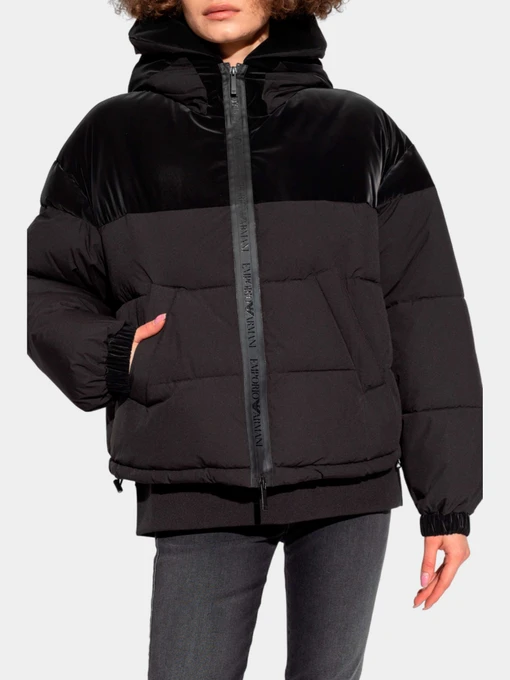 Куртки и дубленки Emporio Armani модель 6R2B77-2NFFZ-0999 Фото