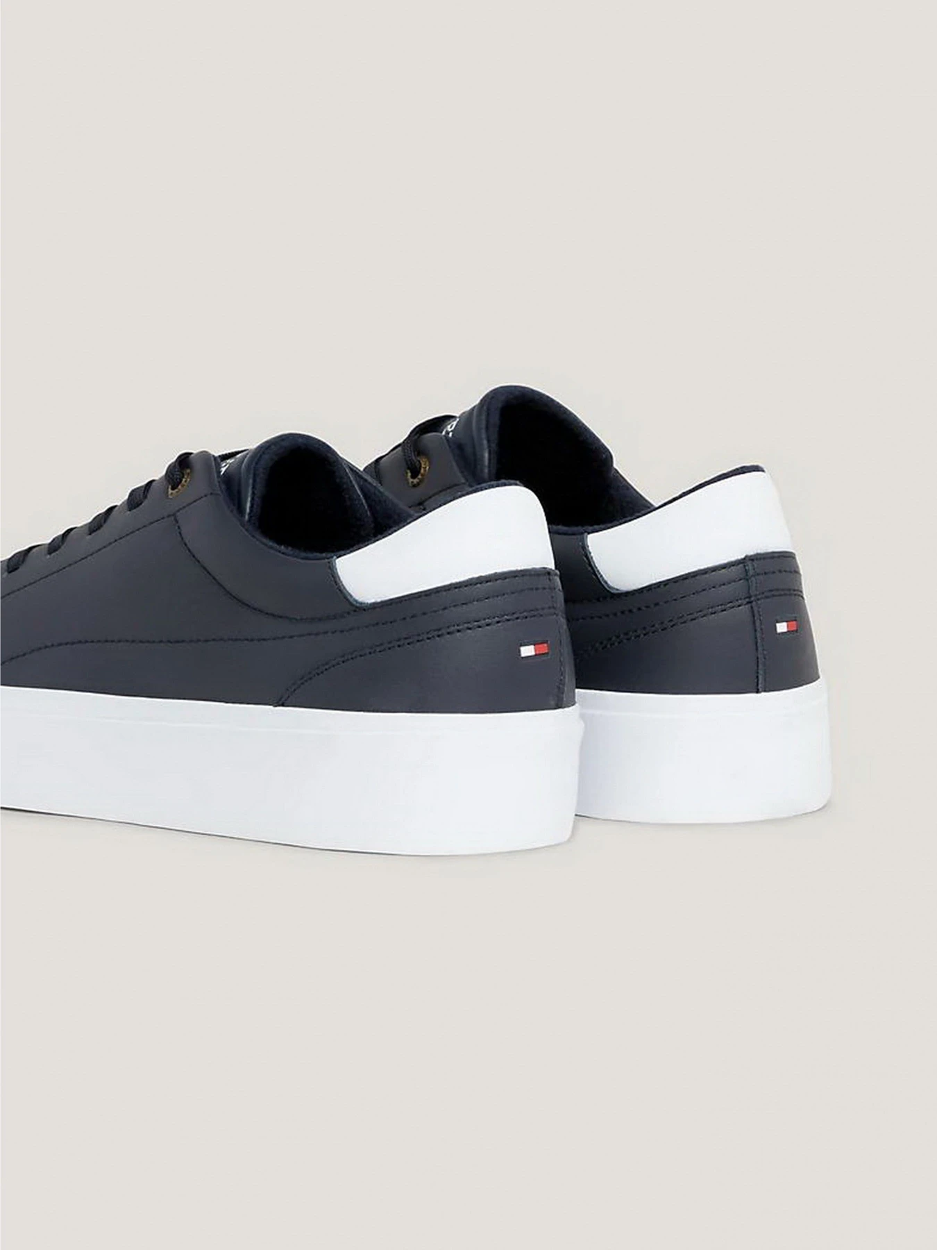 Кеды Tommy Hilfiger модель FM0FM04819-DW5 Кеды Tommy Hilfiger модель FM0FM04819-DW5 Фото