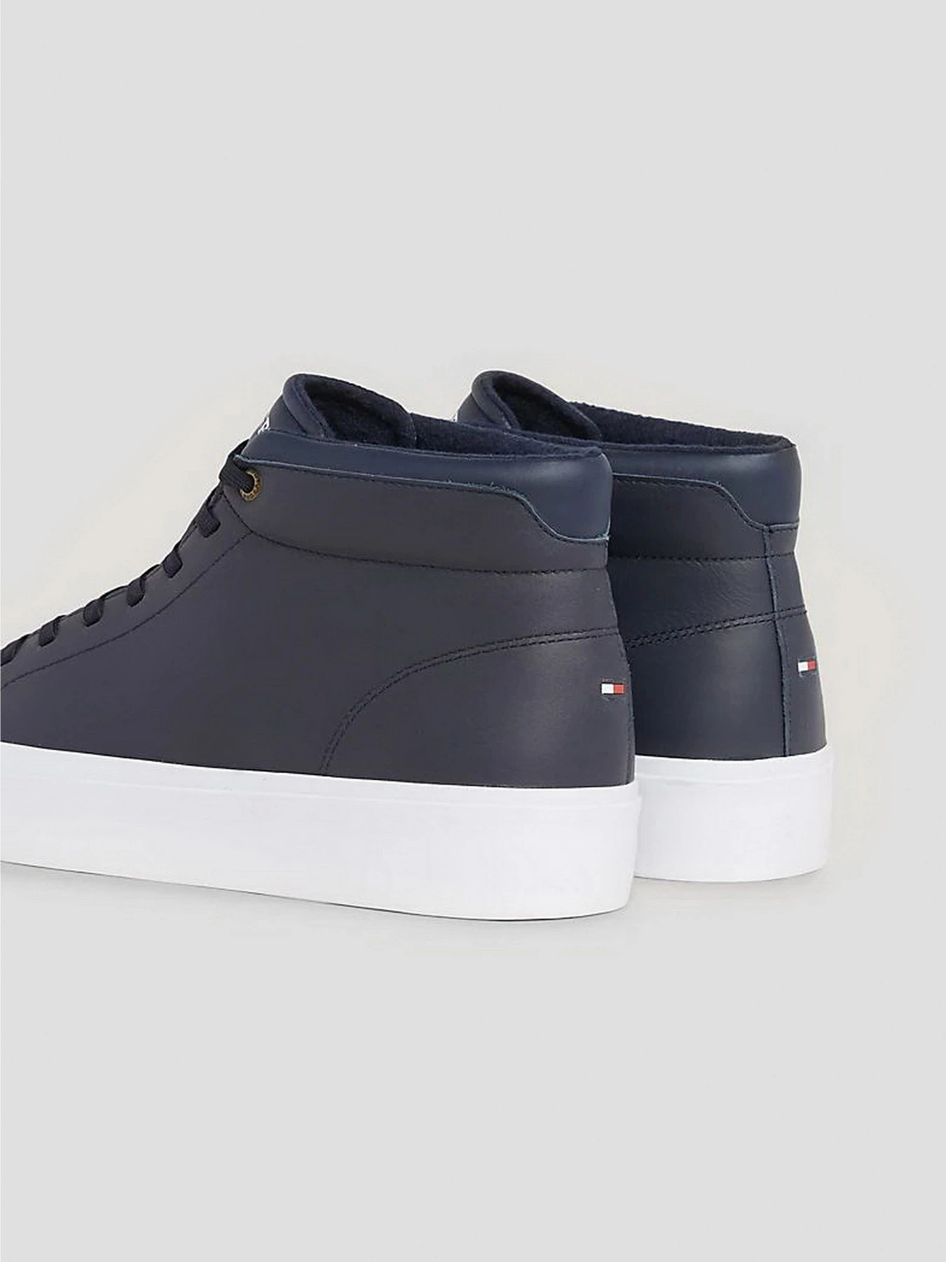 Кеды Tommy Hilfiger модель FM0FM04820-DW5 Кеды Tommy Hilfiger модель FM0FM04820-DW5 Фото