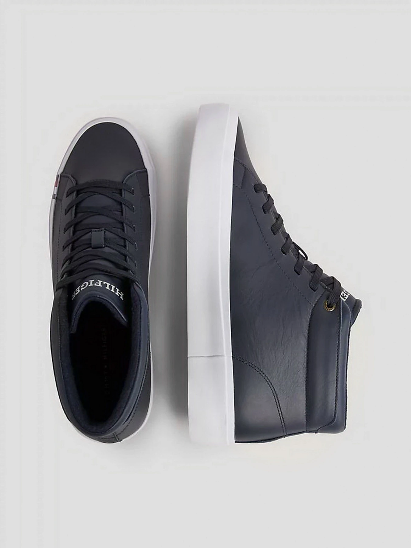 Кеды Tommy Hilfiger модель FM0FM04820-DW5 Кеды Tommy Hilfiger модель FM0FM04820-DW5 Фото
