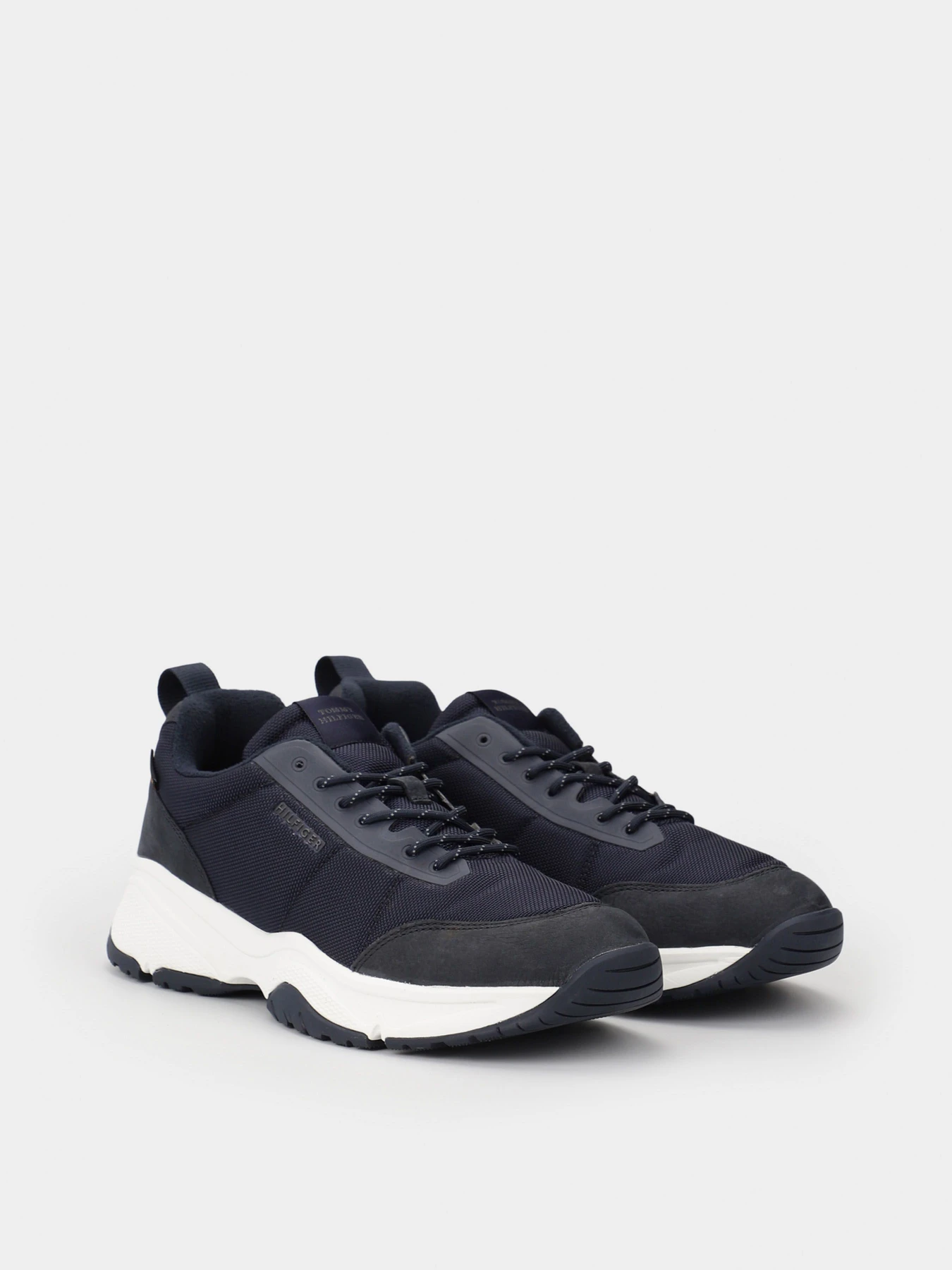 Кроссовки Tommy Hilfiger модель FM0FM04837-DW5 Кроссовки Tommy Hilfiger модель FM0FM04837-DW5 Фото