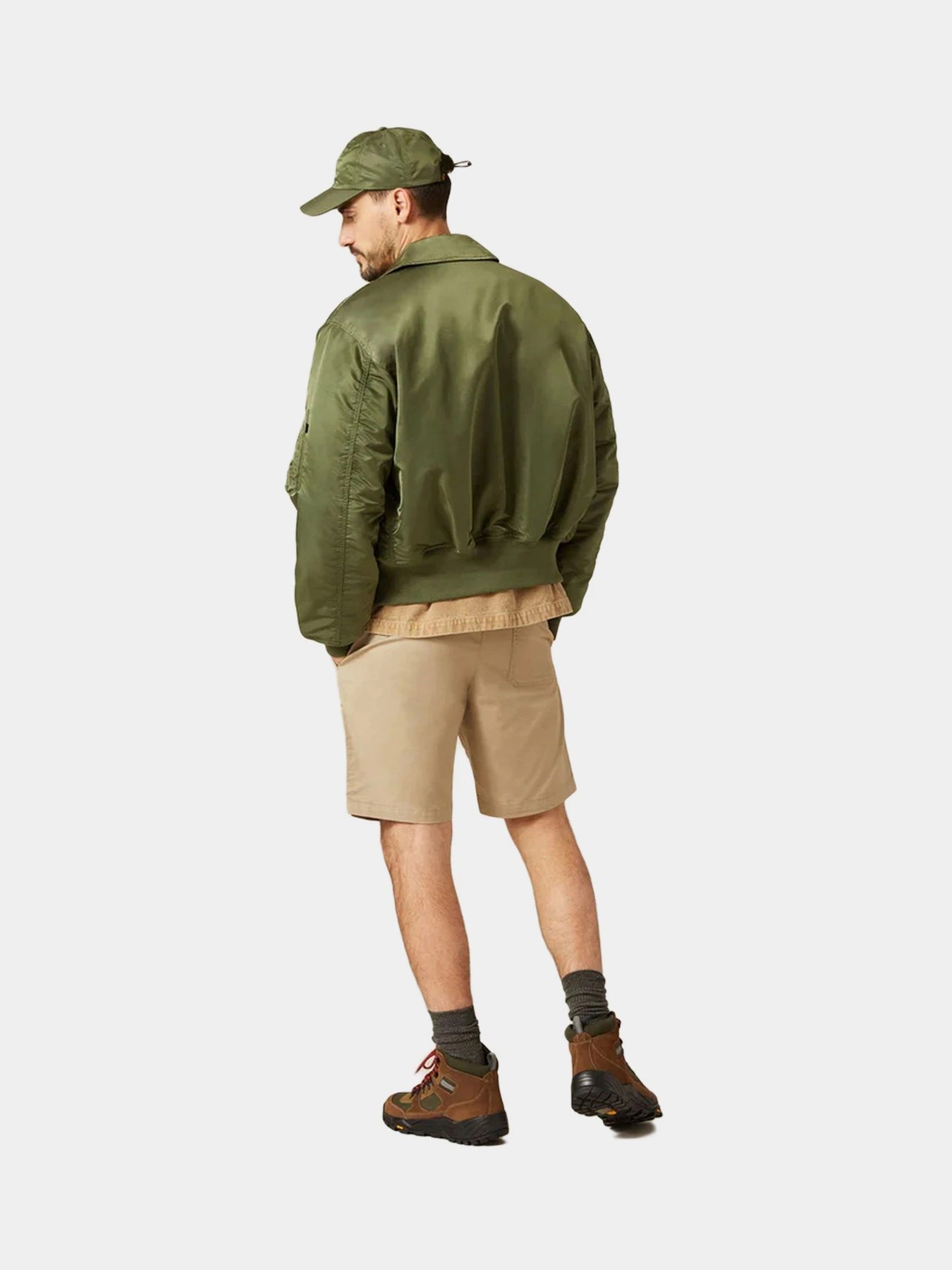 Куртки и дубленки Alpha Industries модель MJC22000C1_310 Куртки и дубленки Alpha Industries модель MJC22000C1_310 Фото