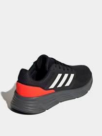 Кроссовки Adidas модель IE1978 Фото