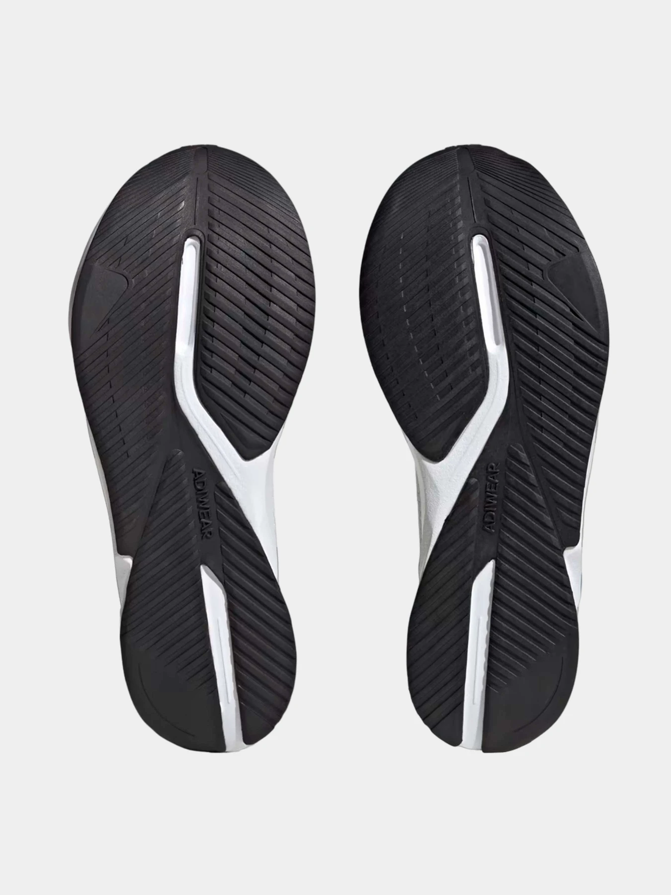 Кроссовки Adidas модель IF7890 Кроссовки Adidas модель IF7890 Фото
