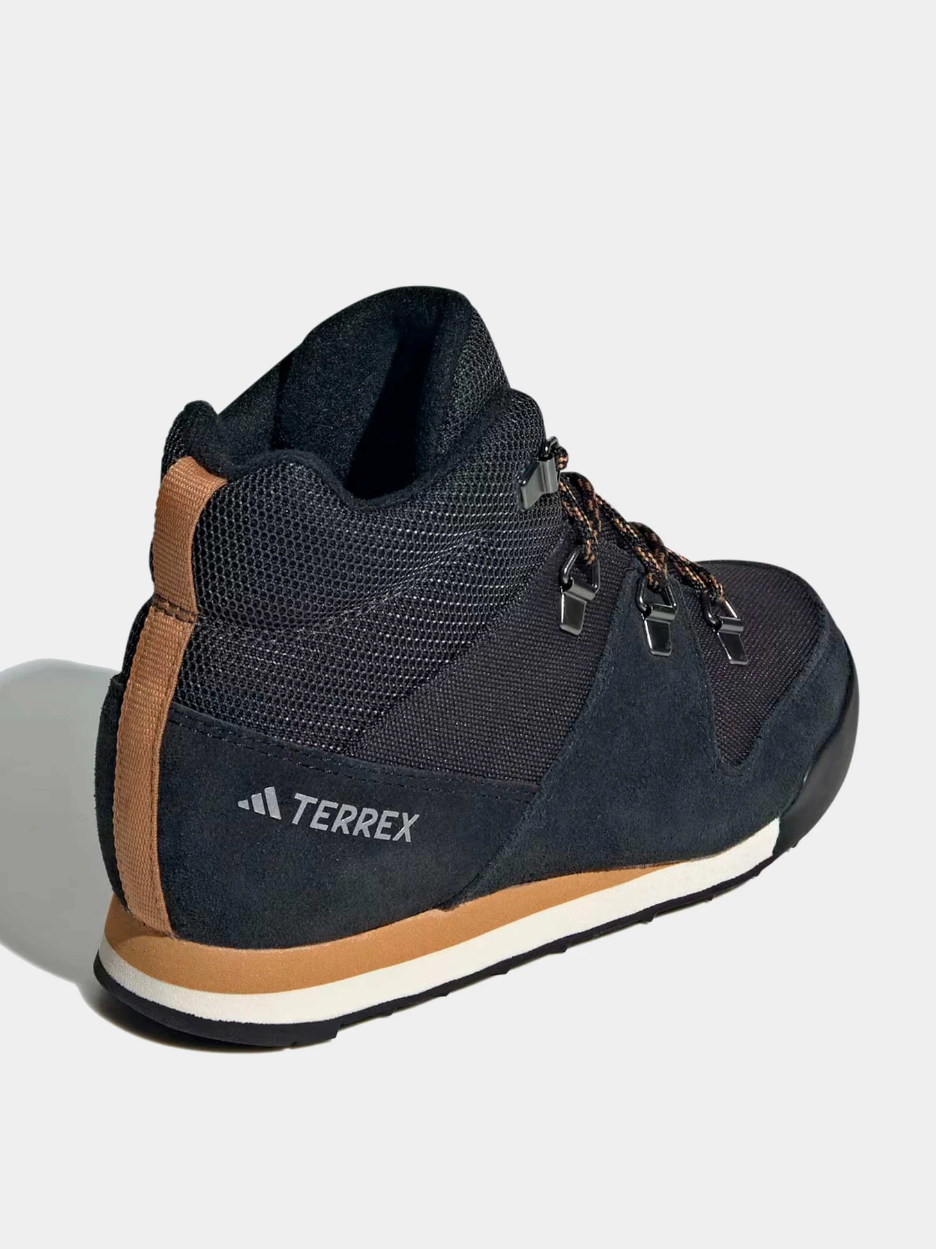 Ботинки и сапоги Adidas модель IF7505 Ботинки и сапоги Adidas модель IF7505 Фото