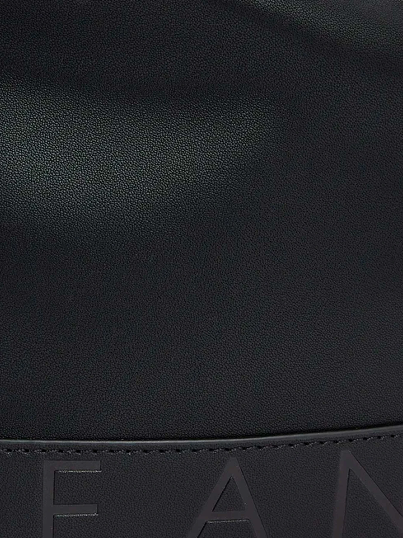 Сумки Tommy Hilfiger модель AW0AW15430-BDS Сумки Tommy Hilfiger модель AW0AW15430-BDS Фото